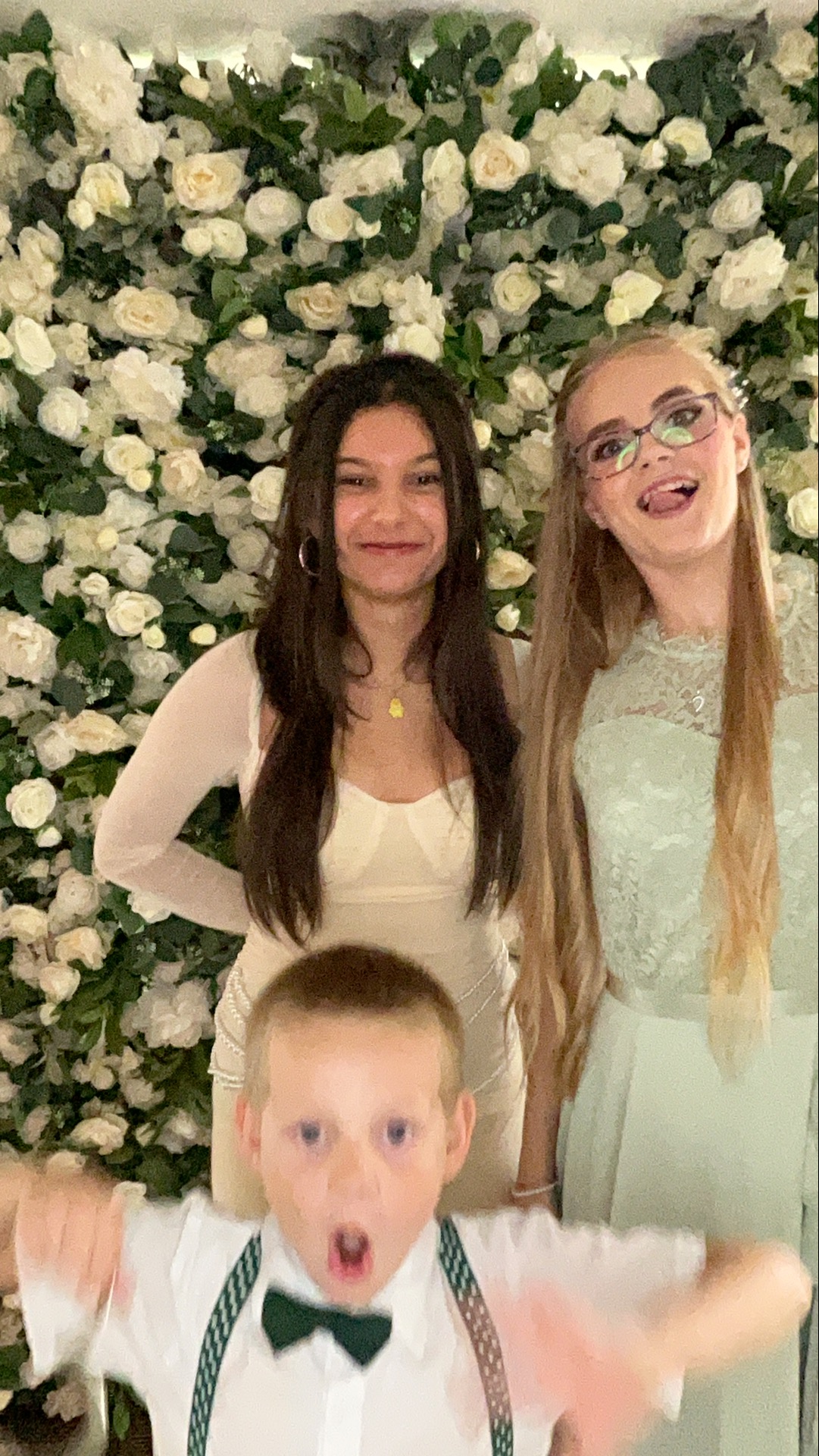 Deone & Jason Photo Booth Images  | View more photos from the event at gallery.magicimages.uk/u/MagicImages/Deone-Jason-Photo-Booth-Images