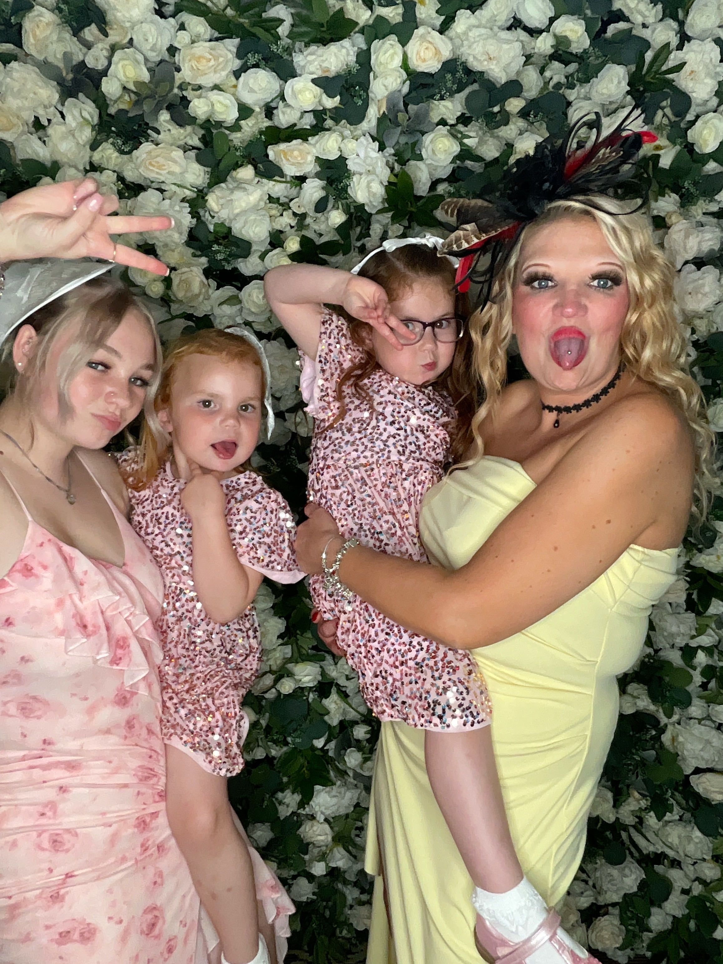 Deone & Jason Photo Booth Images  | View more photos from the event at gallery.magicimages.uk/u/MagicImages/Deone-Jason-Photo-Booth-Images