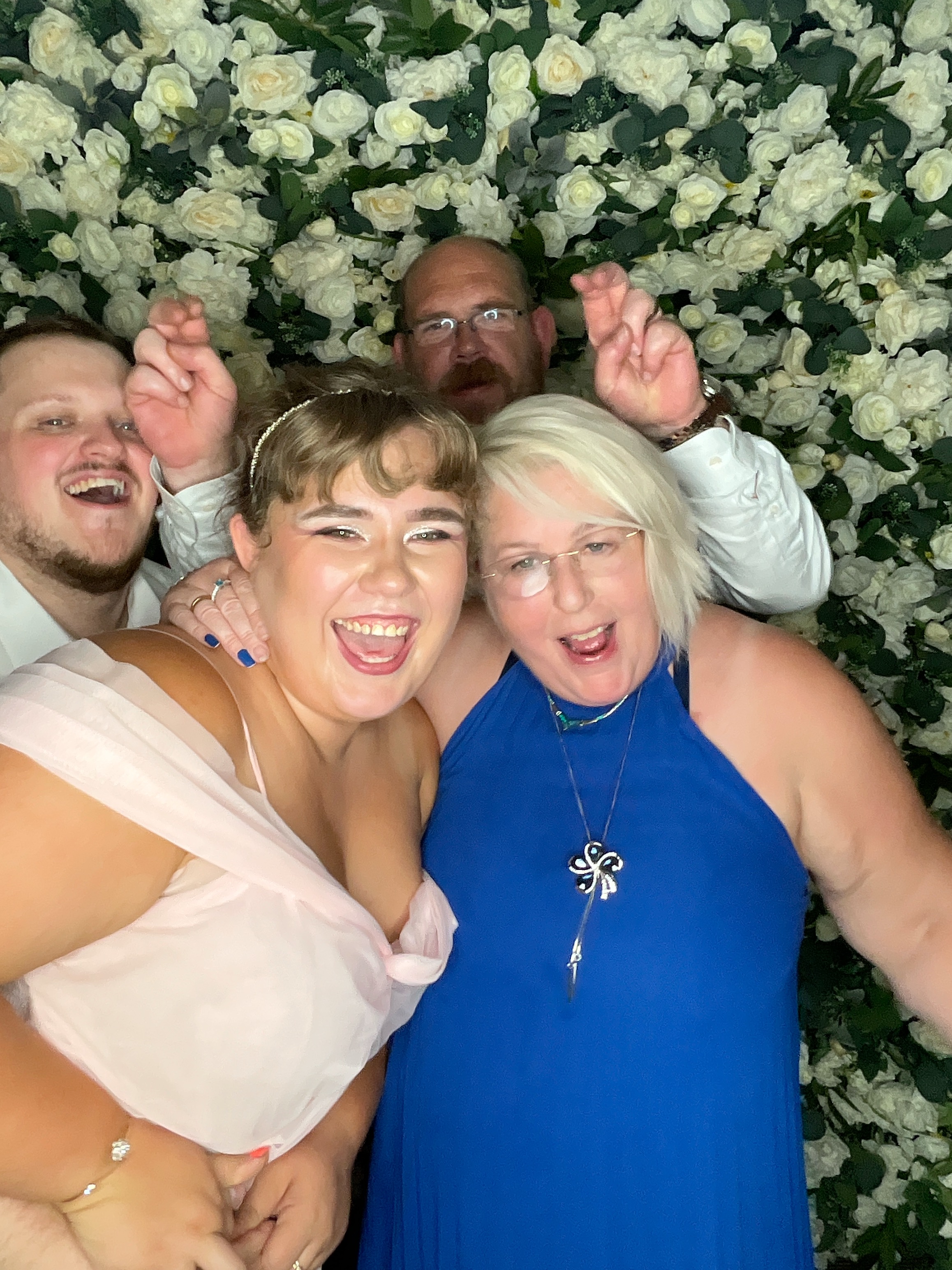 Deone & Jason Photo Booth Images  | View more photos from the event at gallery.magicimages.uk/u/MagicImages/Deone-Jason-Photo-Booth-Images