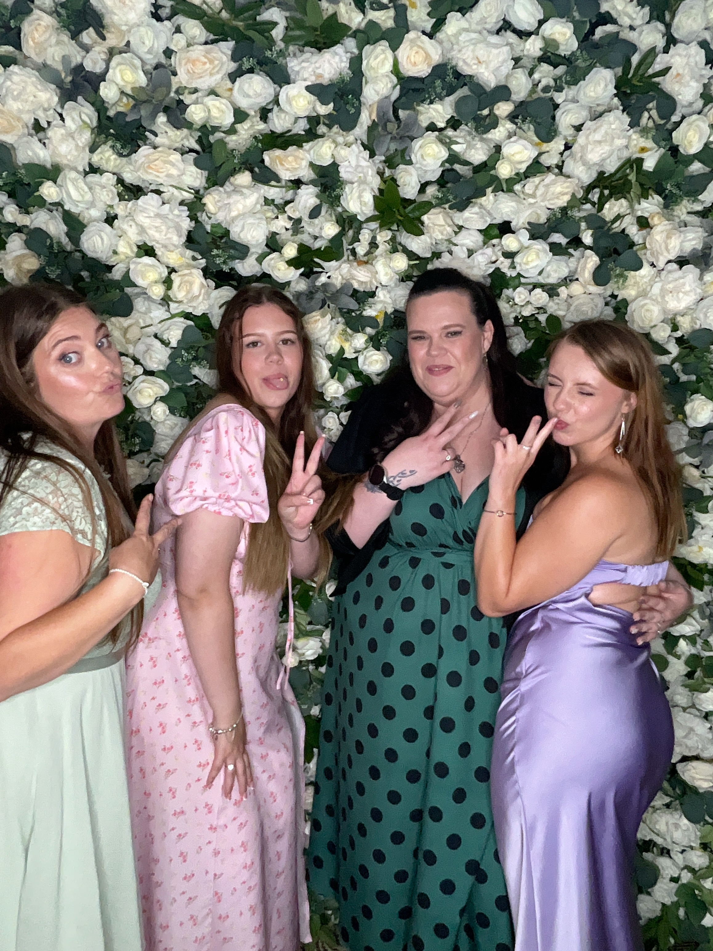 Deone & Jason Photo Booth Images  | View more photos from the event at gallery.magicimages.uk/u/MagicImages/Deone-Jason-Photo-Booth-Images