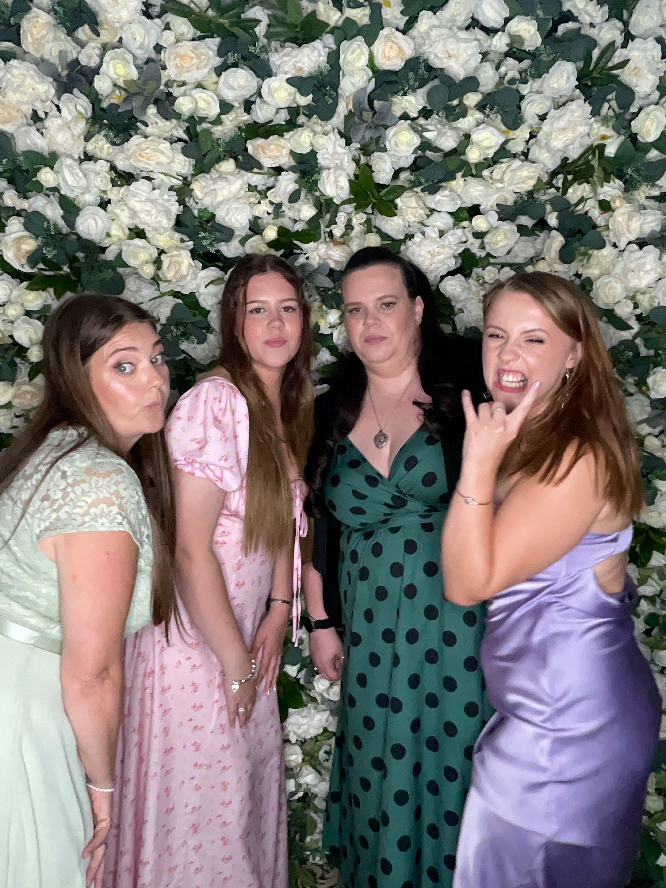 Deone & Jason Photo Booth Images  | View more photos from the event at gallery.magicimages.uk/u/MagicImages/Deone-Jason-Photo-Booth-Images