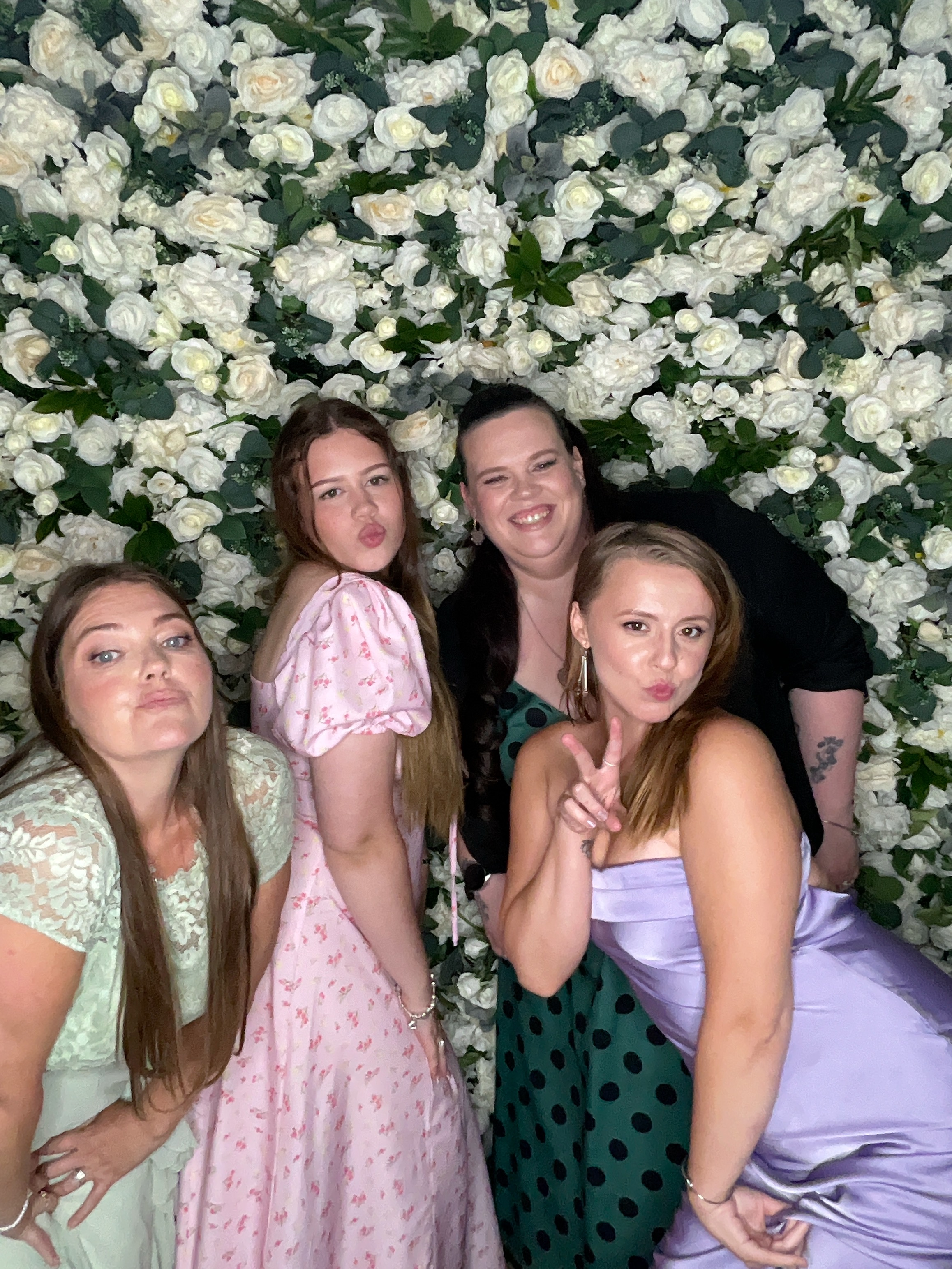 Deone & Jason Photo Booth Images  | View more photos from the event at gallery.magicimages.uk/u/MagicImages/Deone-Jason-Photo-Booth-Images