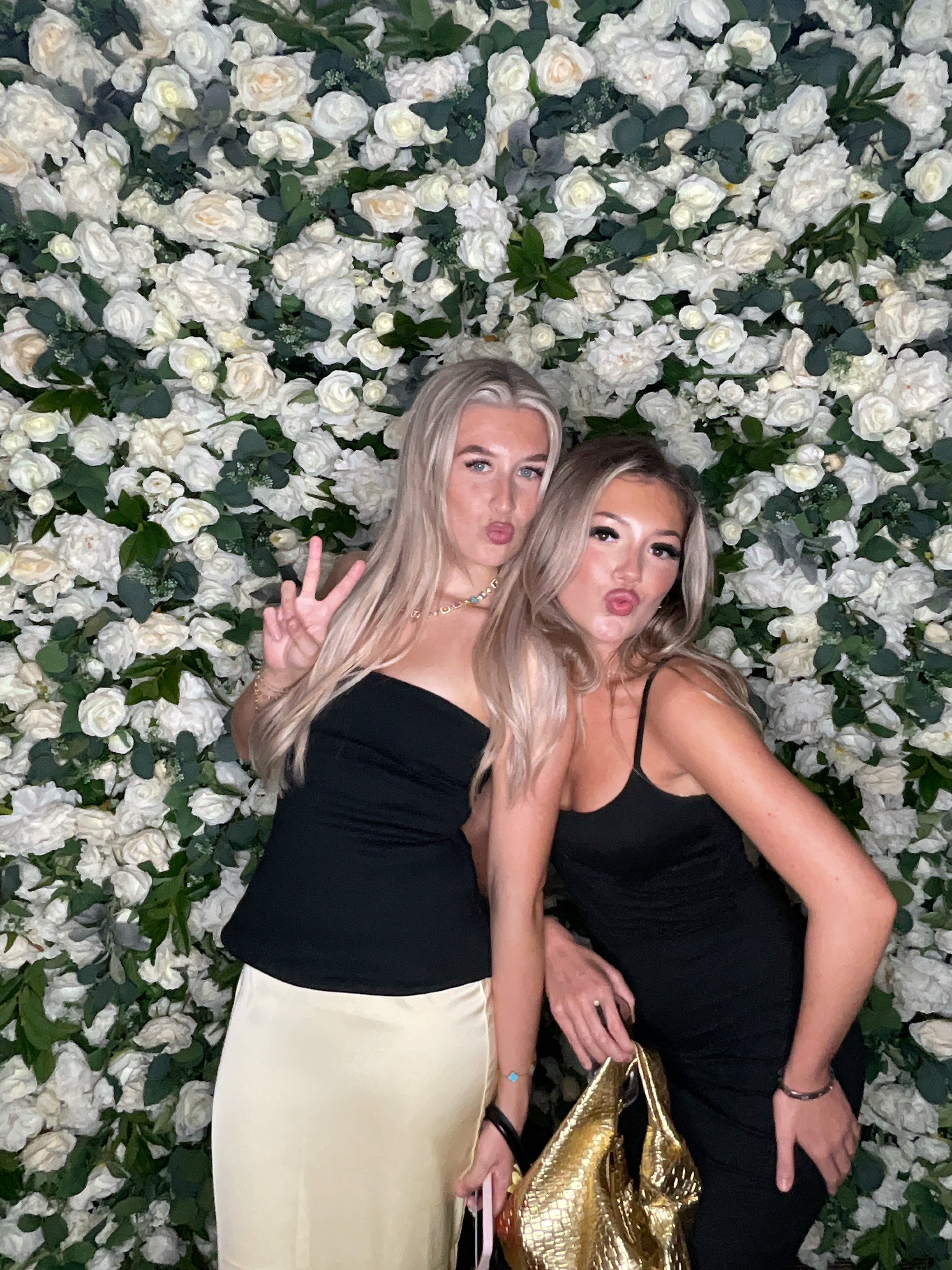 Deone & Jason Photo Booth Images  | View more photos from the event at gallery.magicimages.uk/u/MagicImages/Deone-Jason-Photo-Booth-Images