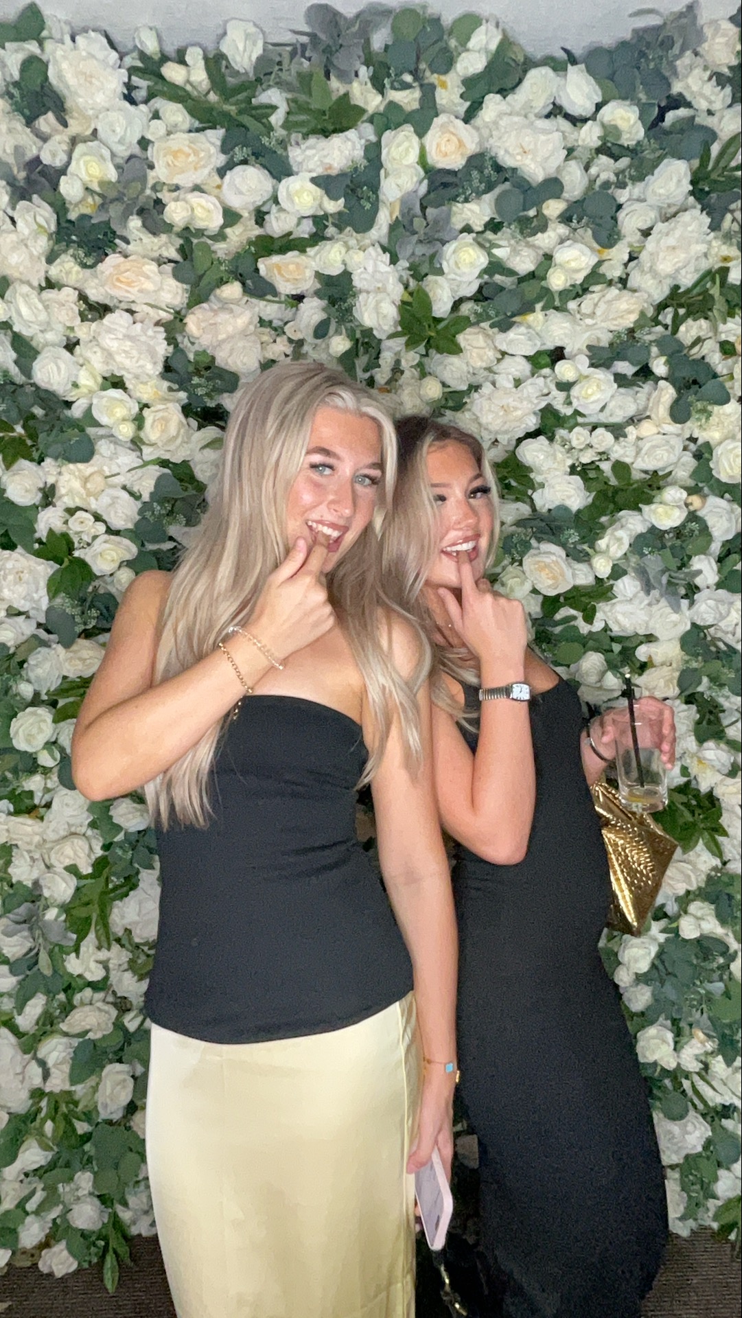 Deone & Jason Photo Booth Images  | View more photos from the event at gallery.magicimages.uk/u/MagicImages/Deone-Jason-Photo-Booth-Images