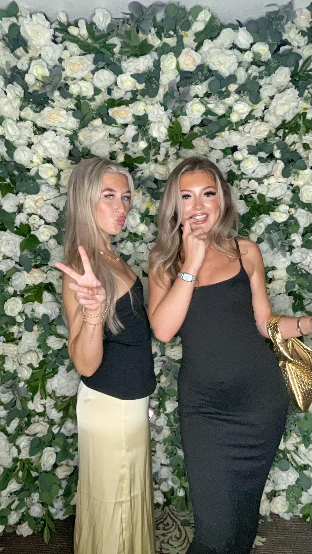 Deone & Jason Photo Booth Images  | View more photos from the event at gallery.magicimages.uk/u/MagicImages/Deone-Jason-Photo-Booth-Images