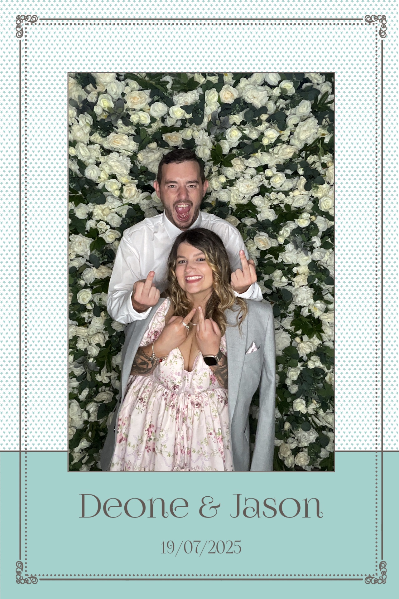 Deone & Jason Photo Booth Images  | View more photos from the event at gallery.magicimages.uk/u/MagicImages/Deone-Jason-Photo-Booth-Images