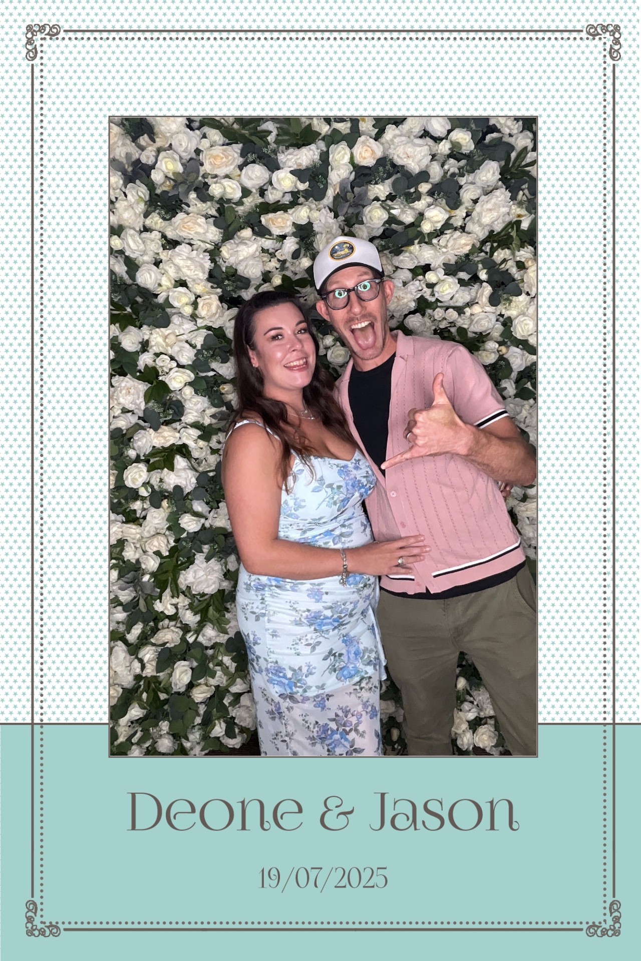 Deone & Jason Photo Booth Images  | View more photos from the event at gallery.magicimages.uk/u/MagicImages/Deone-Jason-Photo-Booth-Images