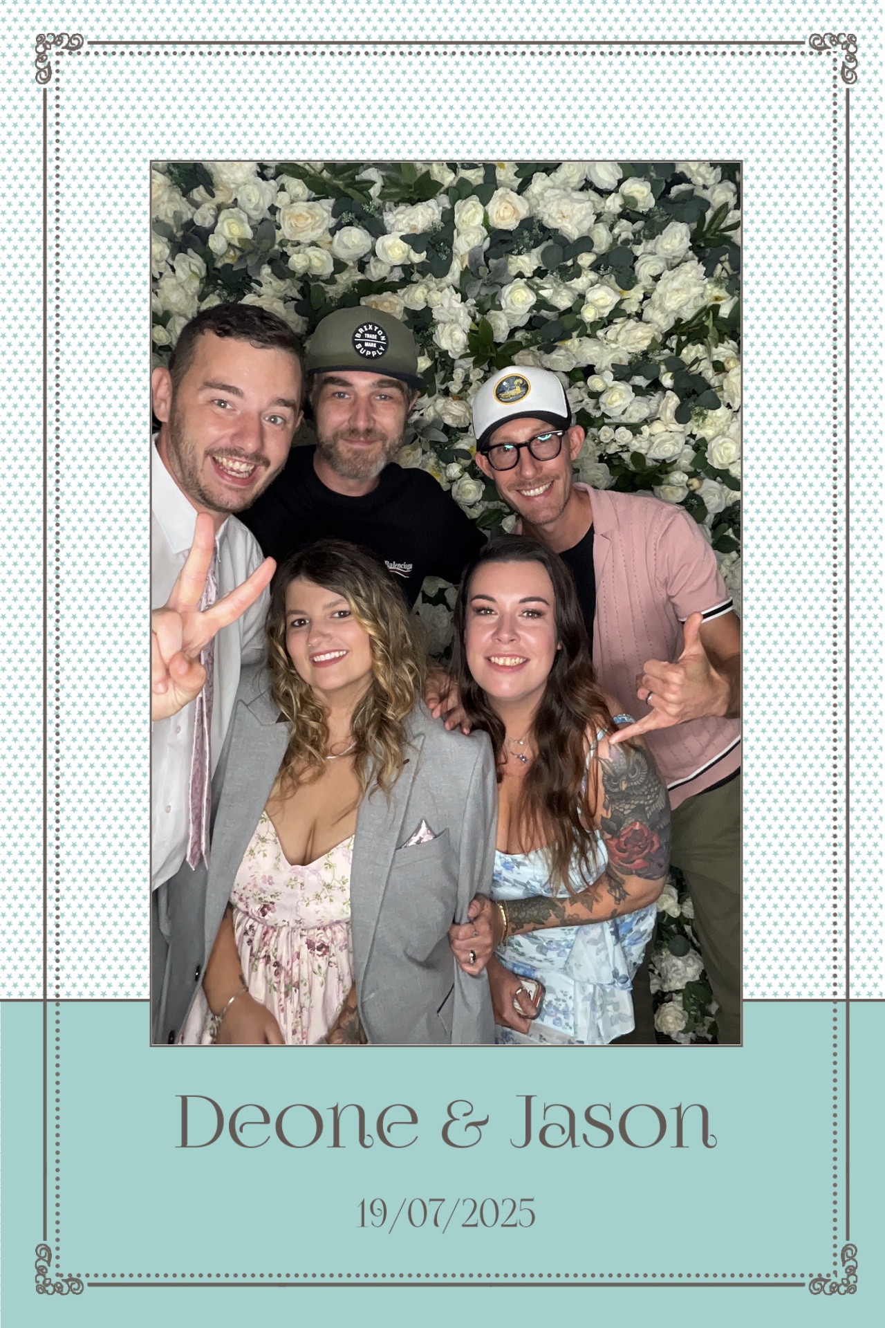 Deone & Jason Photo Booth Images  | View more photos from the event at gallery.magicimages.uk/u/MagicImages/Deone-Jason-Photo-Booth-Images