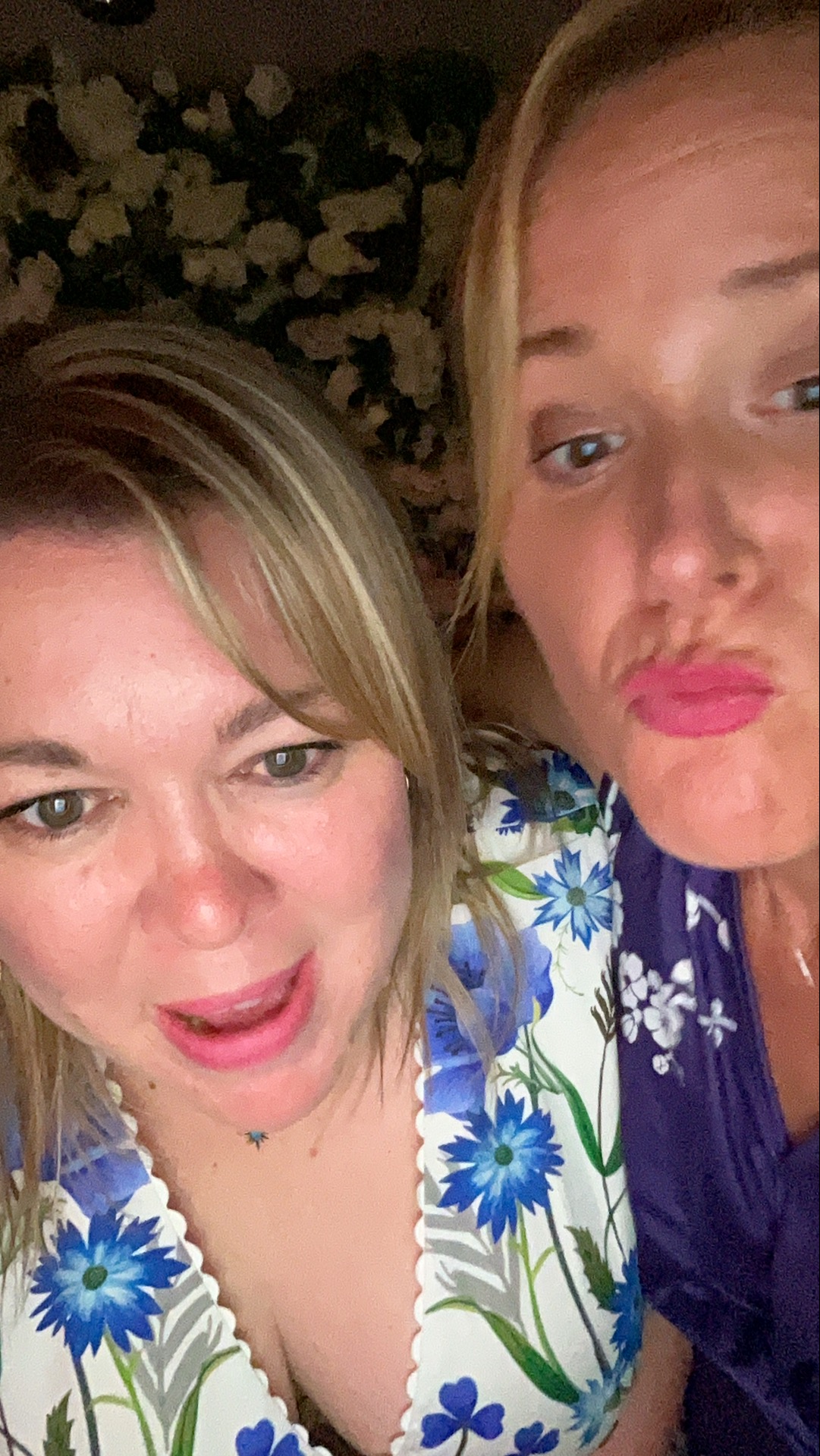 Deone & Jason Photo Booth Images  | View more photos from the event at gallery.magicimages.uk/u/MagicImages/Deone-Jason-Photo-Booth-Images