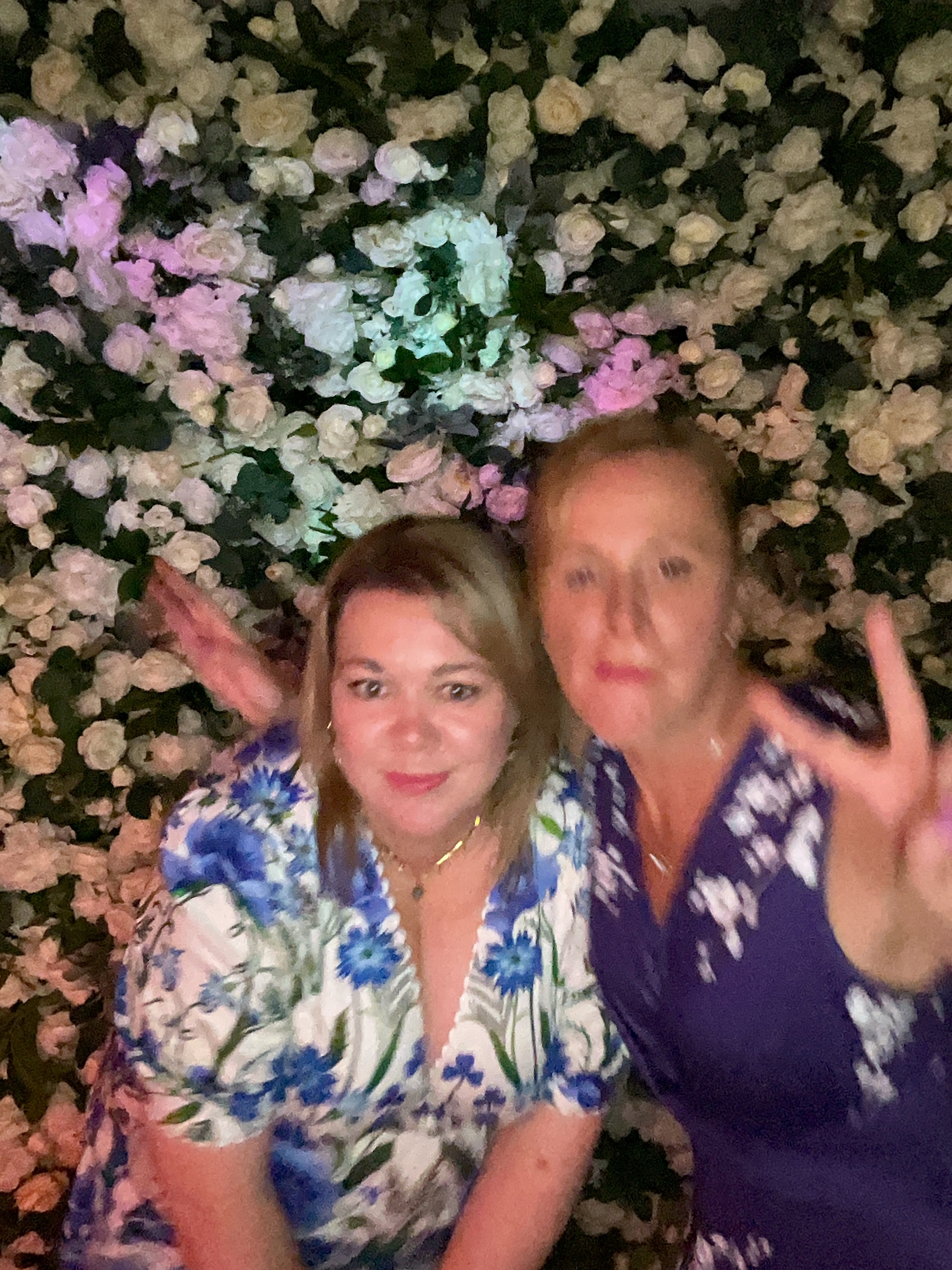 Deone & Jason Photo Booth Images  | View more photos from the event at gallery.magicimages.uk/u/MagicImages/Deone-Jason-Photo-Booth-Images