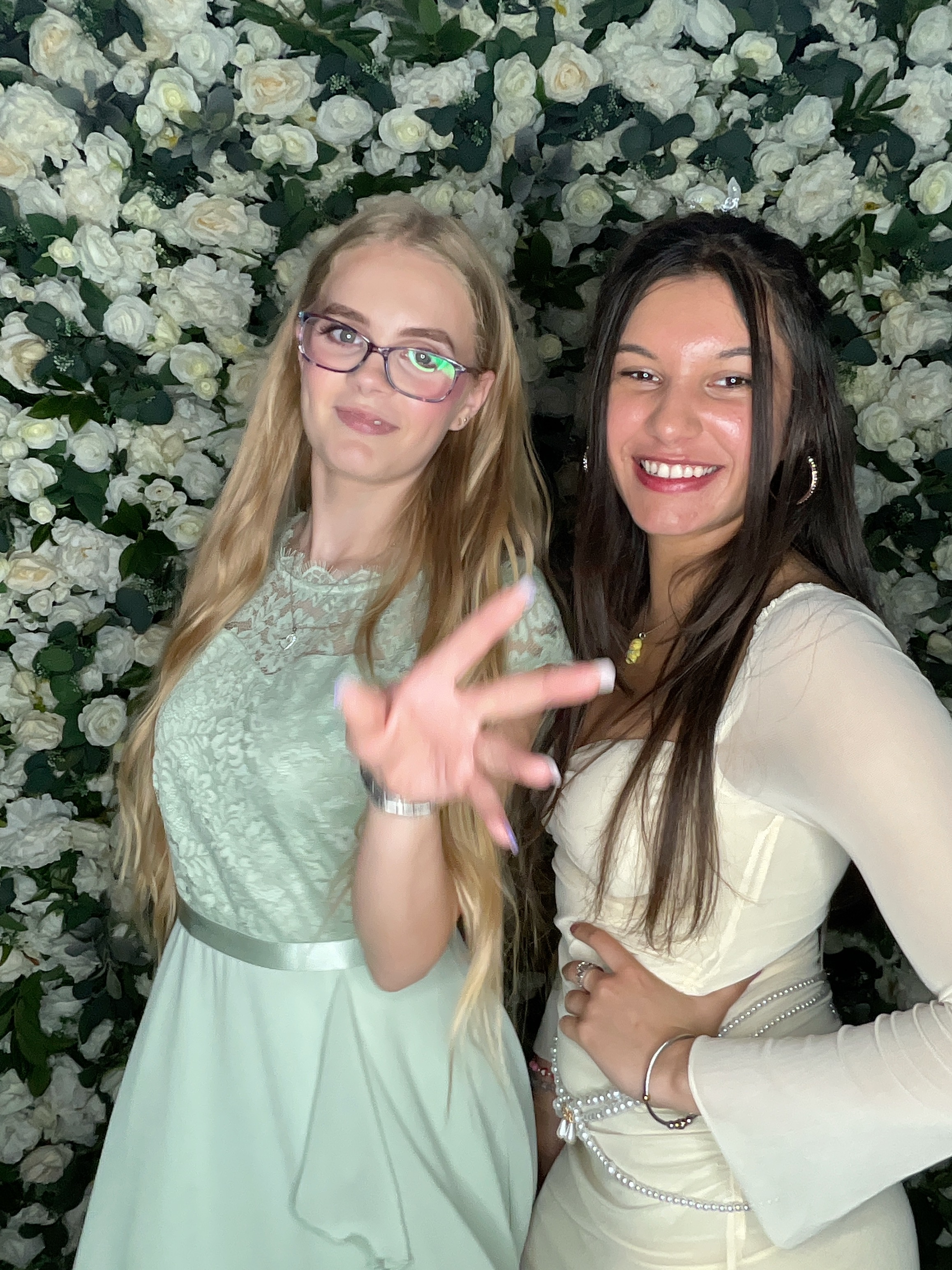 Deone & Jason Photo Booth Images  | View more photos from the event at gallery.magicimages.uk/u/MagicImages/Deone-Jason-Photo-Booth-Images