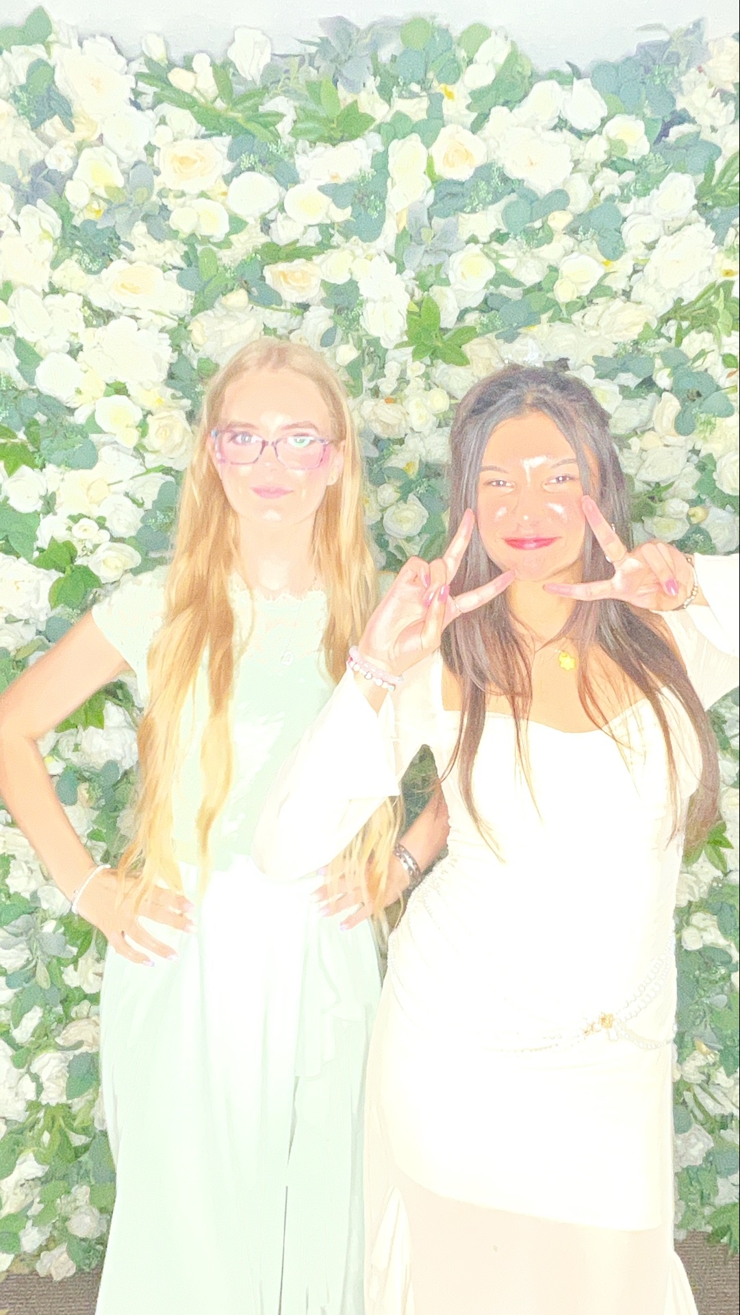 Deone & Jason Photo Booth Images  | View more photos from the event at gallery.magicimages.uk/u/MagicImages/Deone-Jason-Photo-Booth-Images