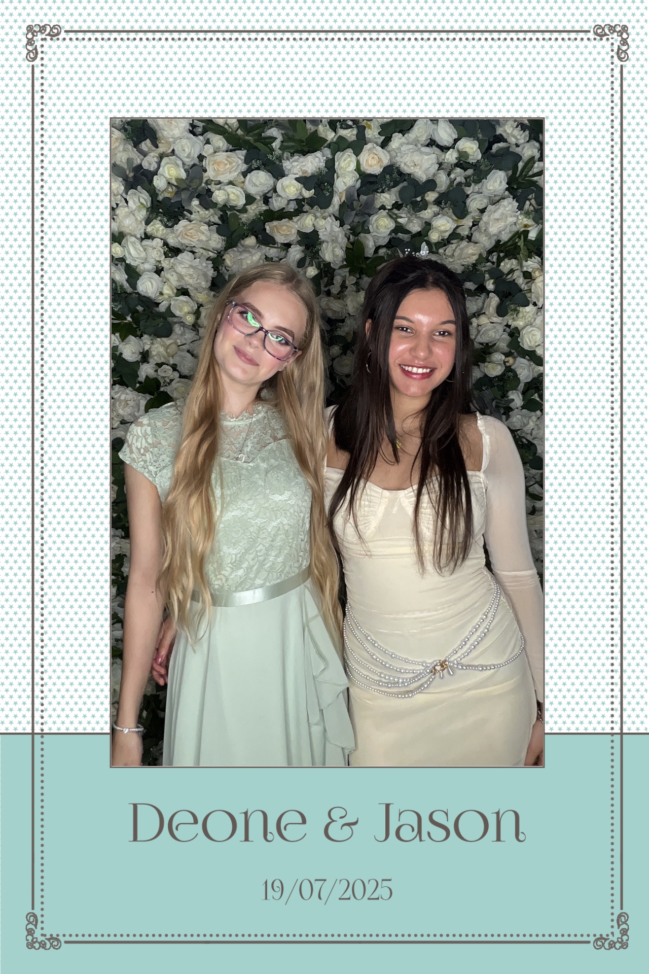 Deone & Jason Photo Booth Images  | View more photos from the event at gallery.magicimages.uk/u/MagicImages/Deone-Jason-Photo-Booth-Images