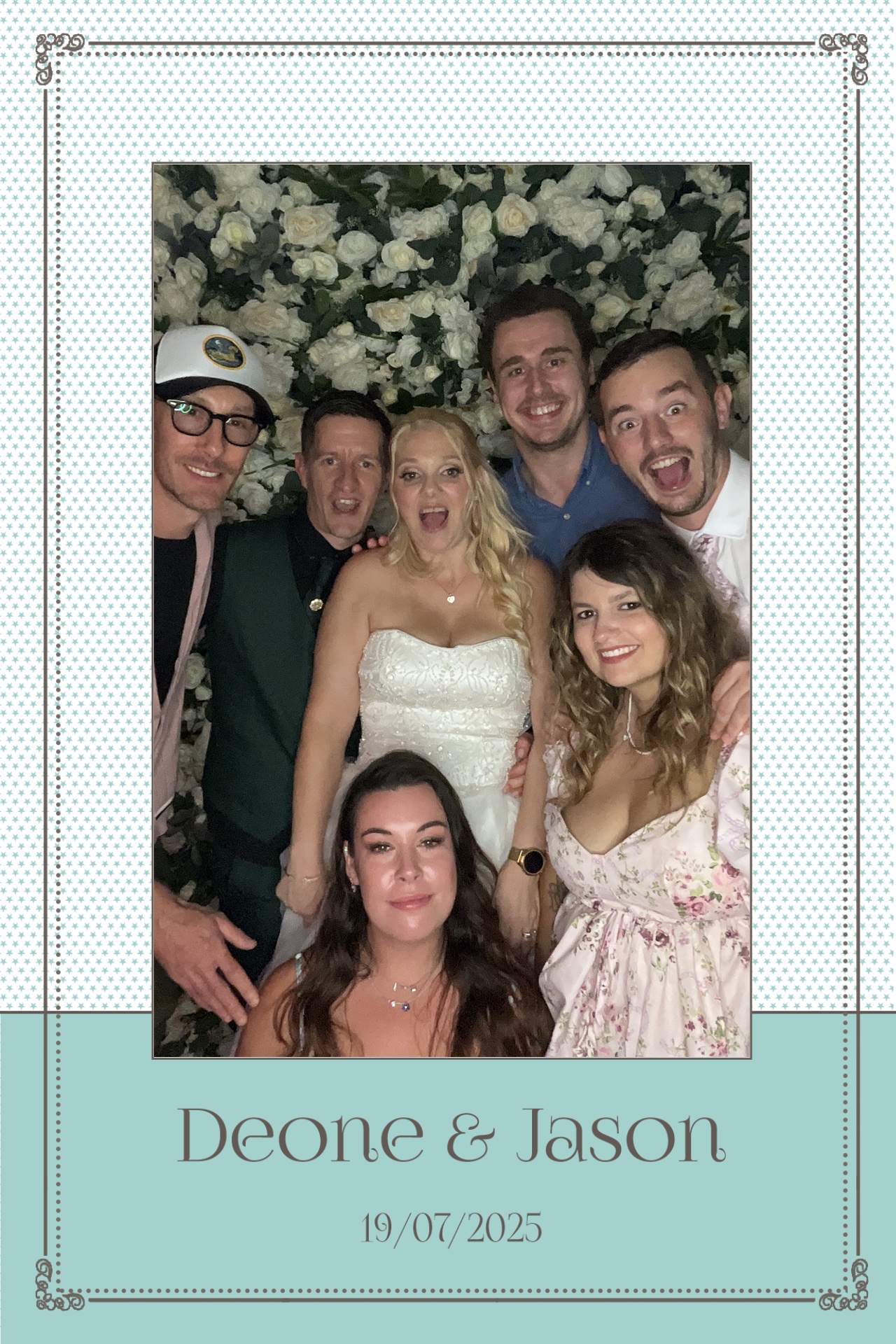 Deone & Jason Photo Booth Images  | View more photos from the event at gallery.magicimages.uk/u/MagicImages/Deone-Jason-Photo-Booth-Images