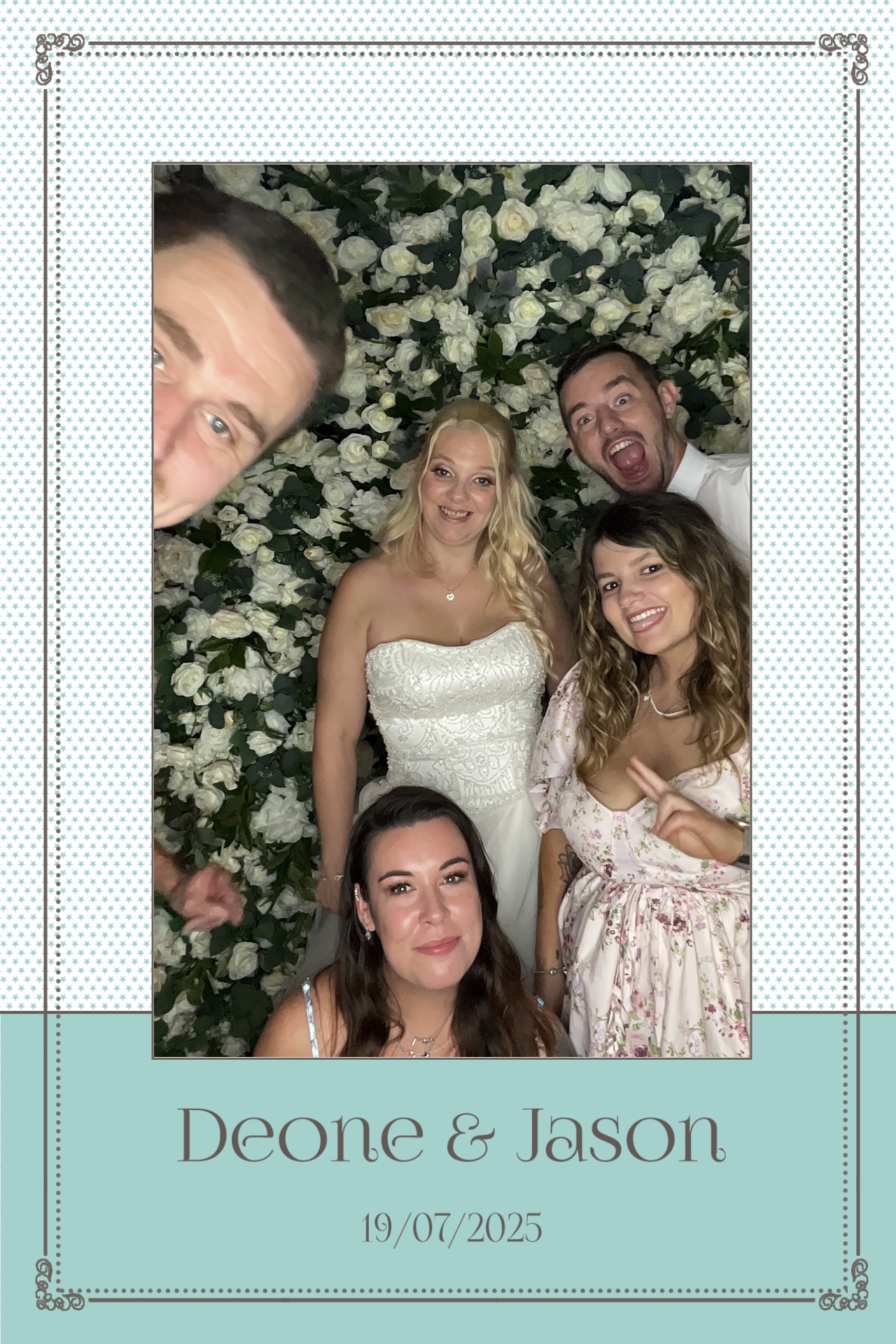 Deone & Jason Photo Booth Images  | View more photos from the event at gallery.magicimages.uk/u/MagicImages/Deone-Jason-Photo-Booth-Images