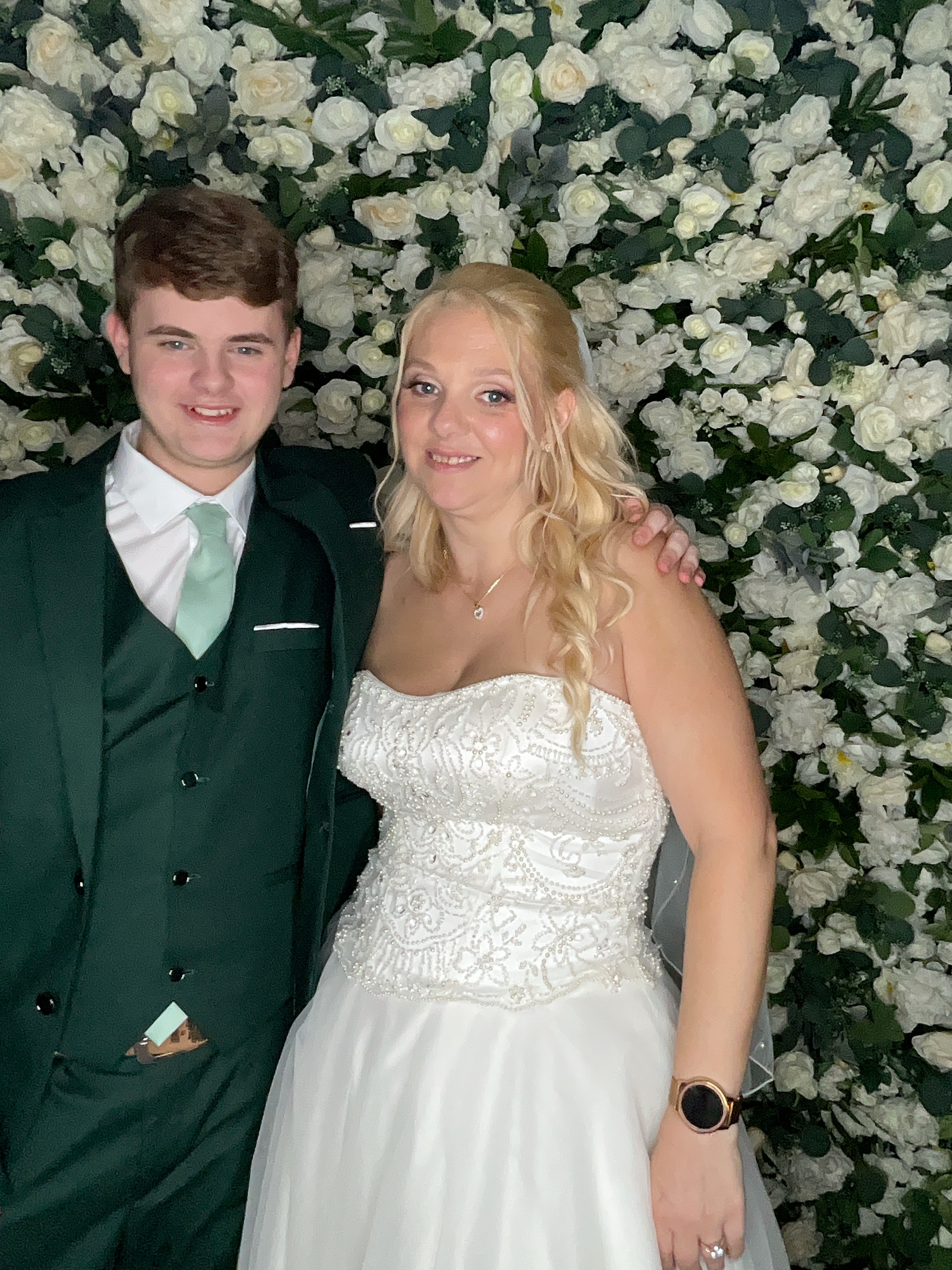 Deone & Jason Photo Booth Images  | View more photos from the event at gallery.magicimages.uk/u/MagicImages/Deone-Jason-Photo-Booth-Images