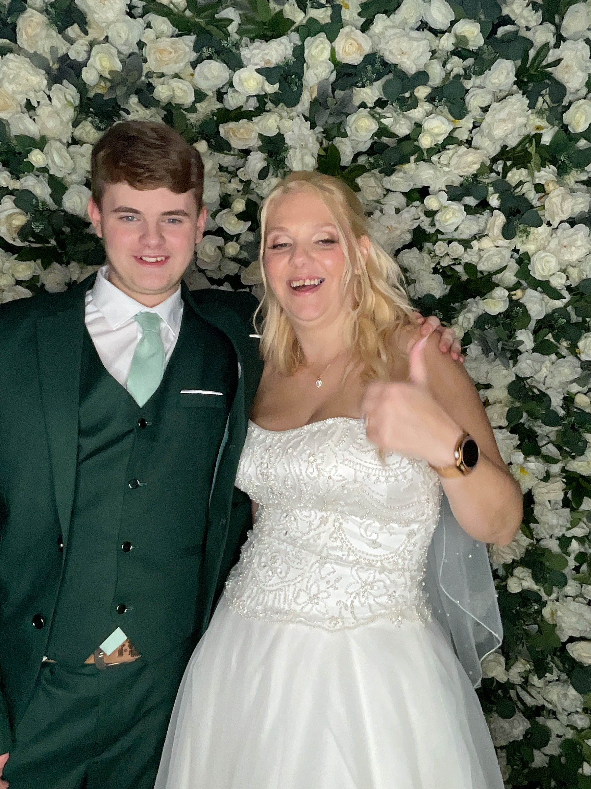 Deone & Jason Photo Booth Images  | View more photos from the event at gallery.magicimages.uk/u/MagicImages/Deone-Jason-Photo-Booth-Images