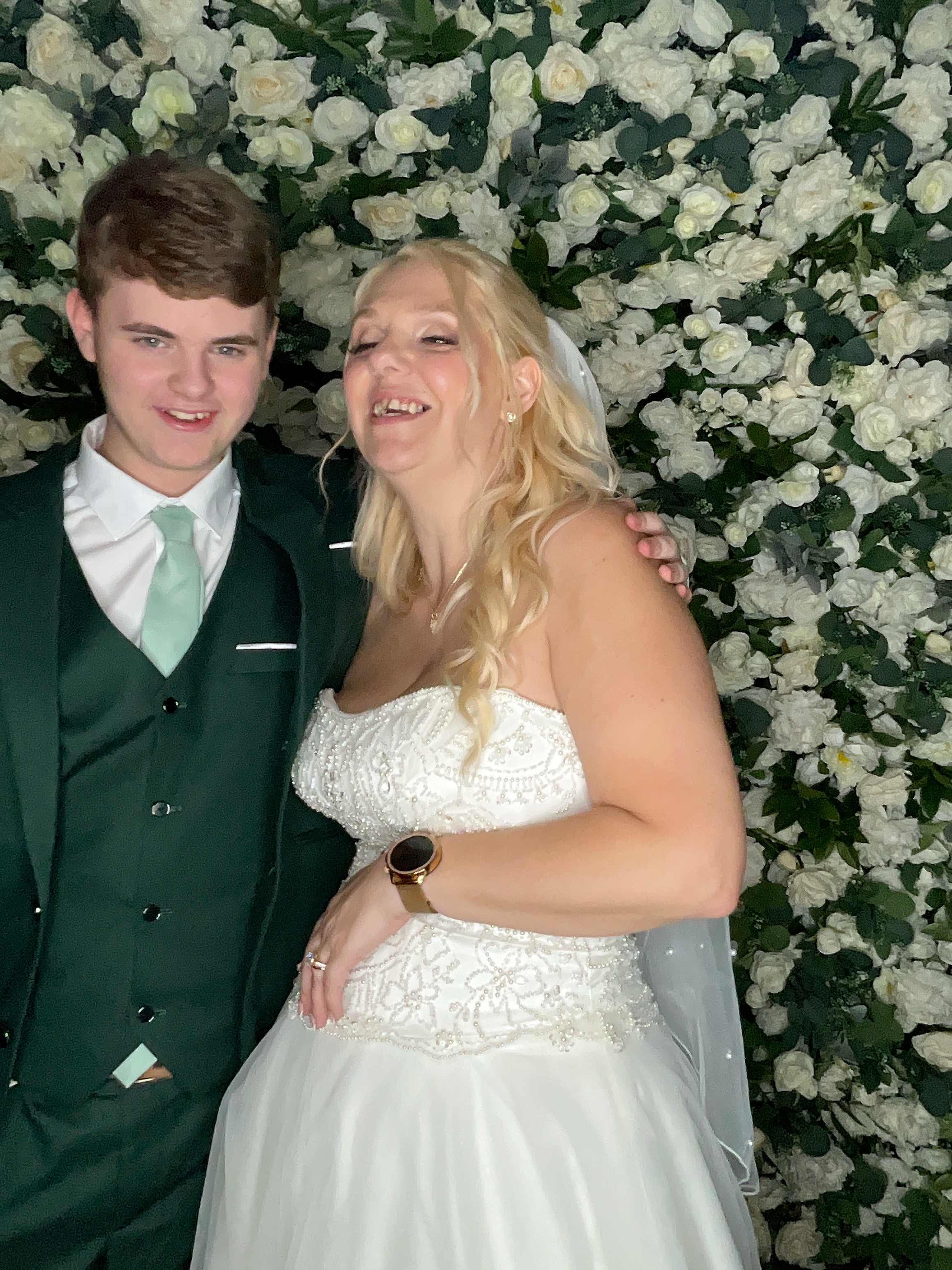 Deone & Jason Photo Booth Images  | View more photos from the event at gallery.magicimages.uk/u/MagicImages/Deone-Jason-Photo-Booth-Images