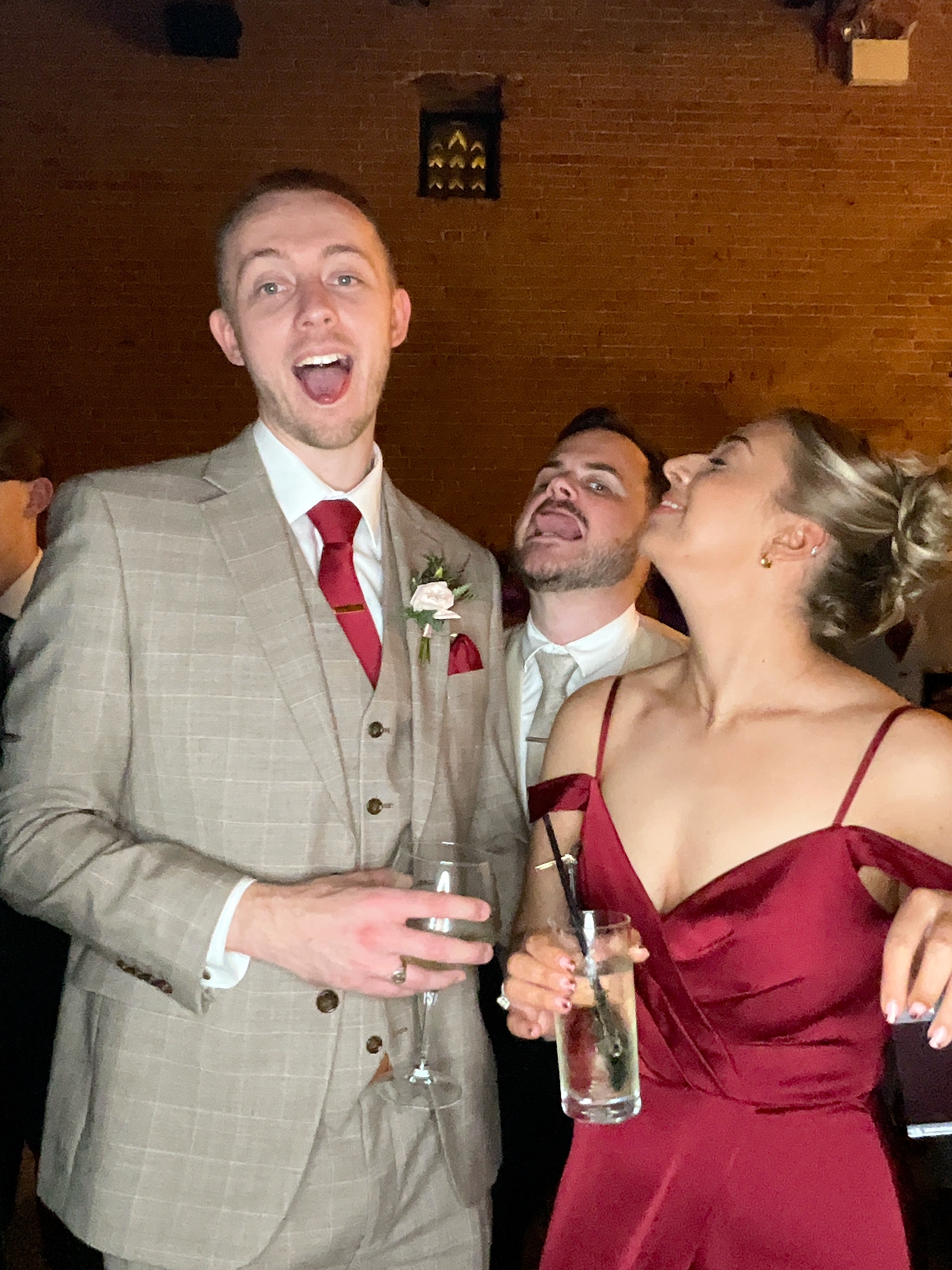 Elicia and Callum | View more photos from the event at gallery.magicimages.uk/u/MagicImages/Elicia-and-Callum