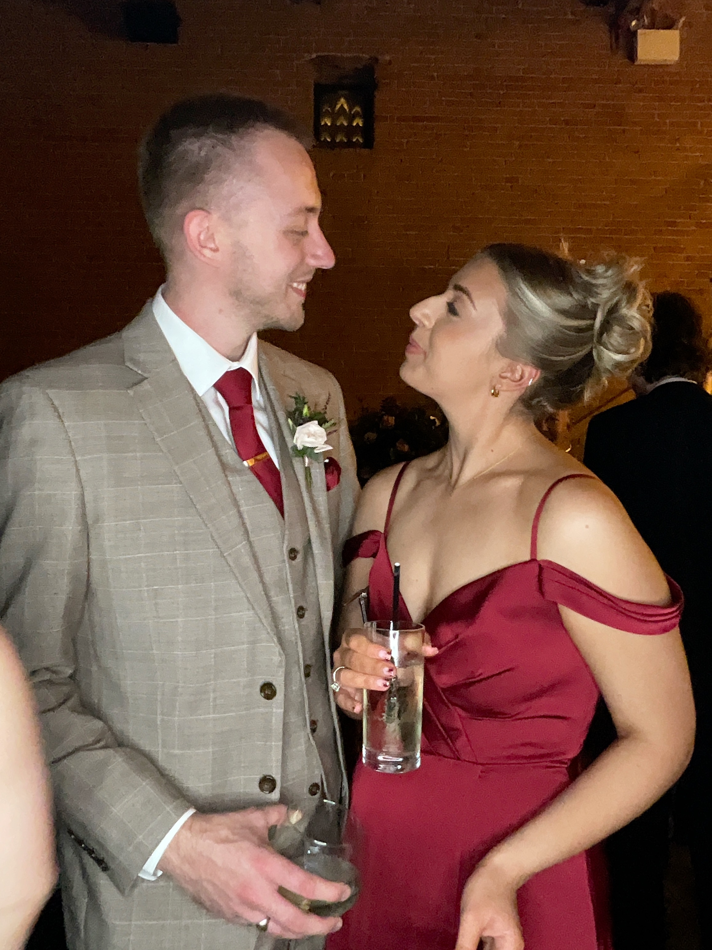 Elicia and Callum | View more photos from the event at gallery.magicimages.uk/u/MagicImages/Elicia-and-Callum