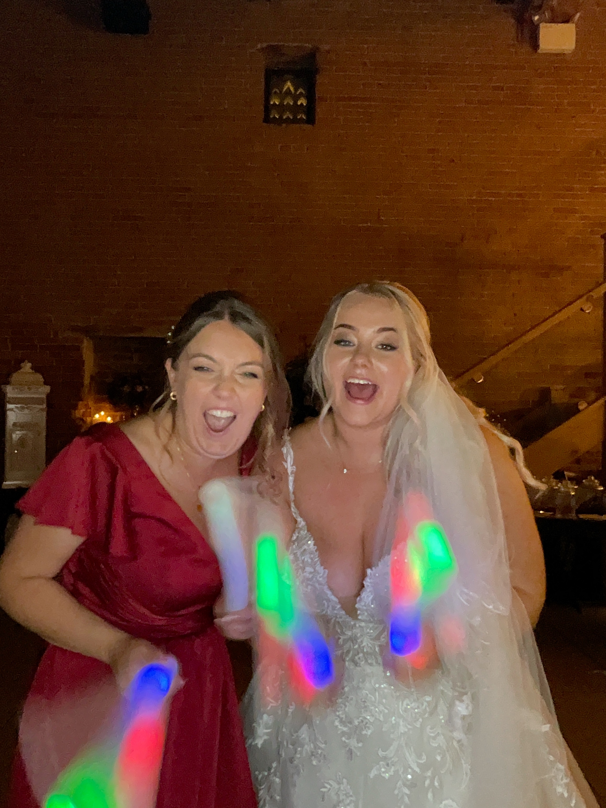 Elicia and Callum | View more photos from the event at gallery.magicimages.uk/u/MagicImages/Elicia-and-Callum