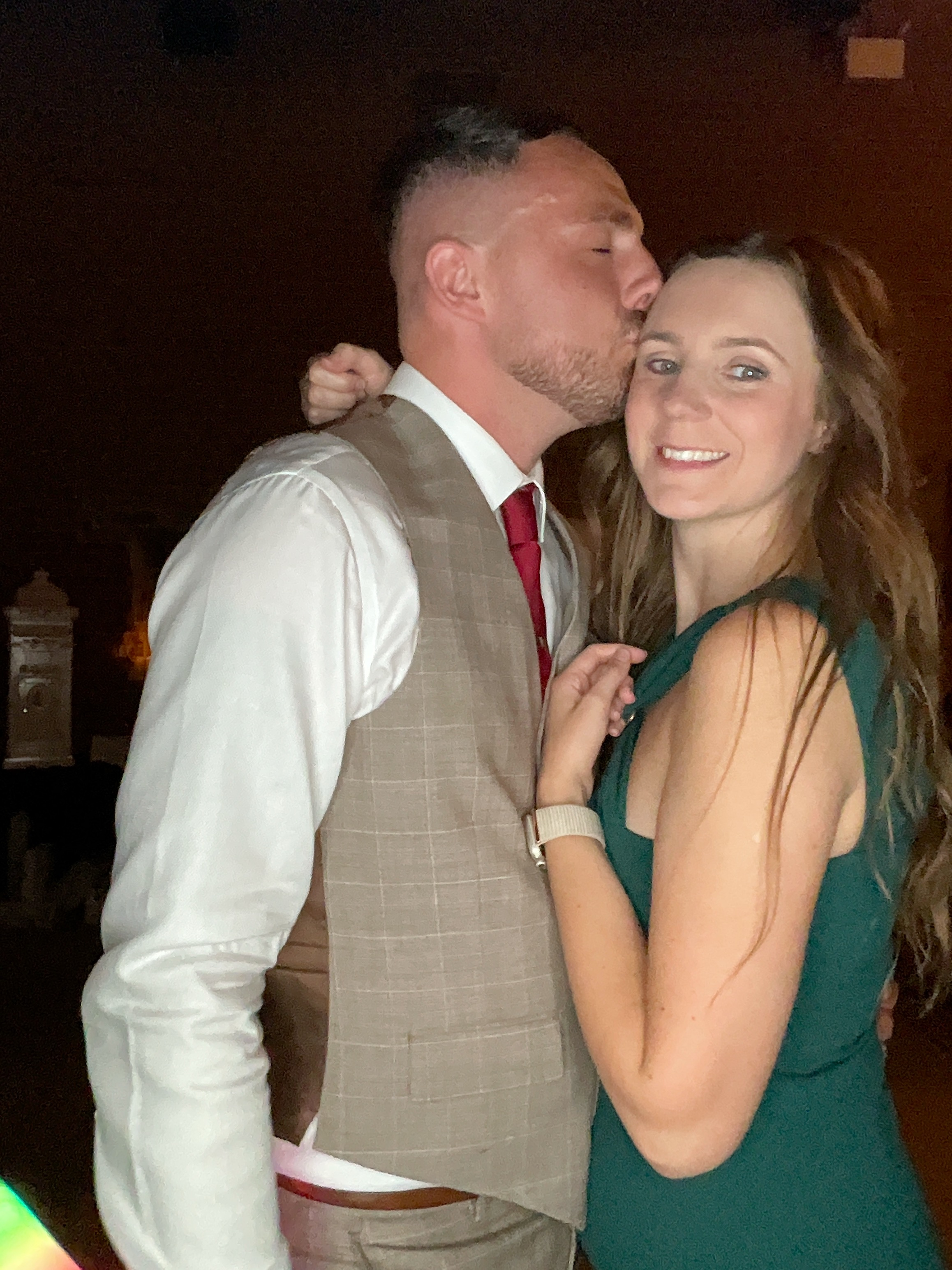 Elicia and Callum | View more photos from the event at gallery.magicimages.uk/u/MagicImages/Elicia-and-Callum