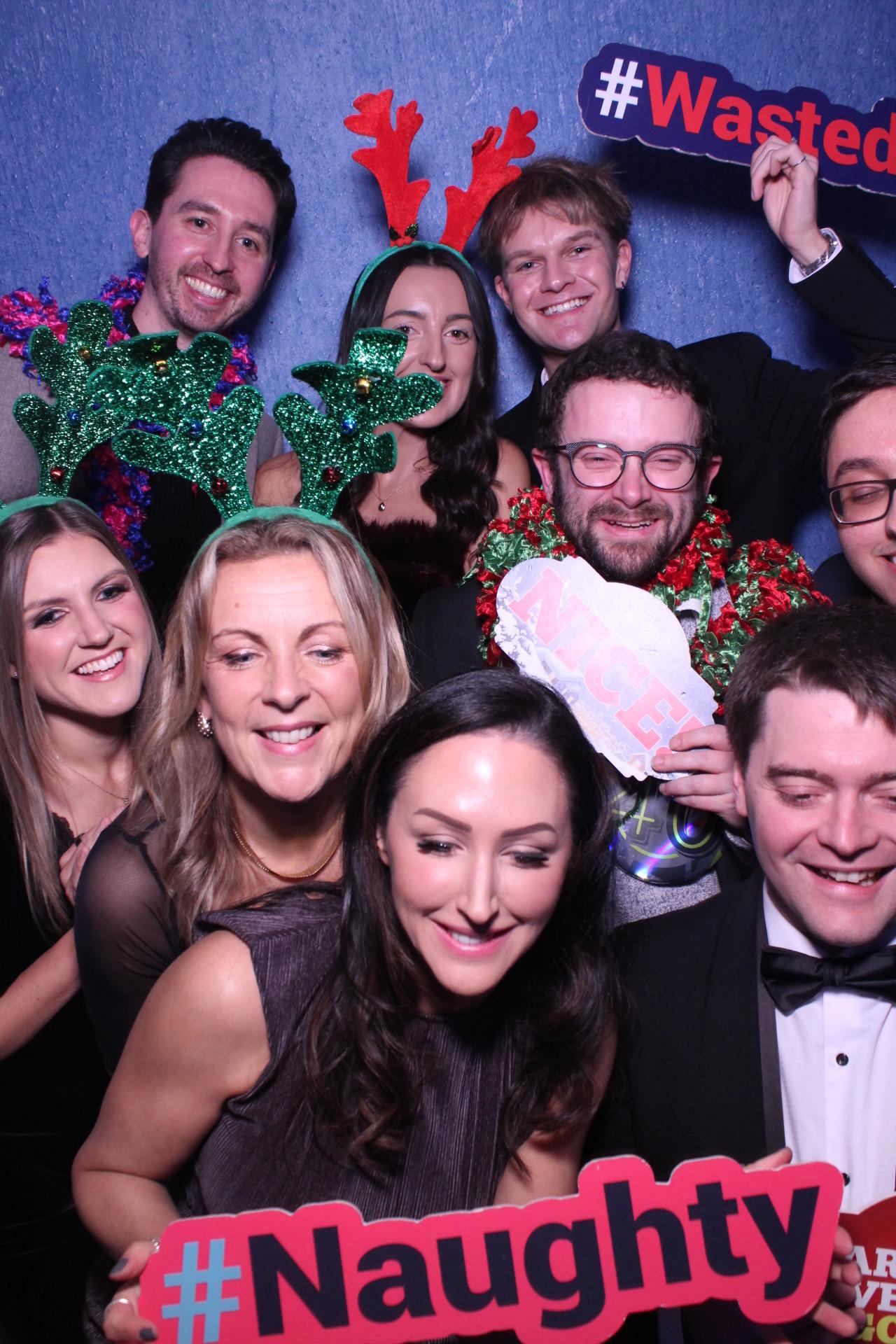 Freeths Christmas Party  | View more photos from the event at gallery.magicimages.uk/u/MagicImages/Freeths-Christmas-Party-0