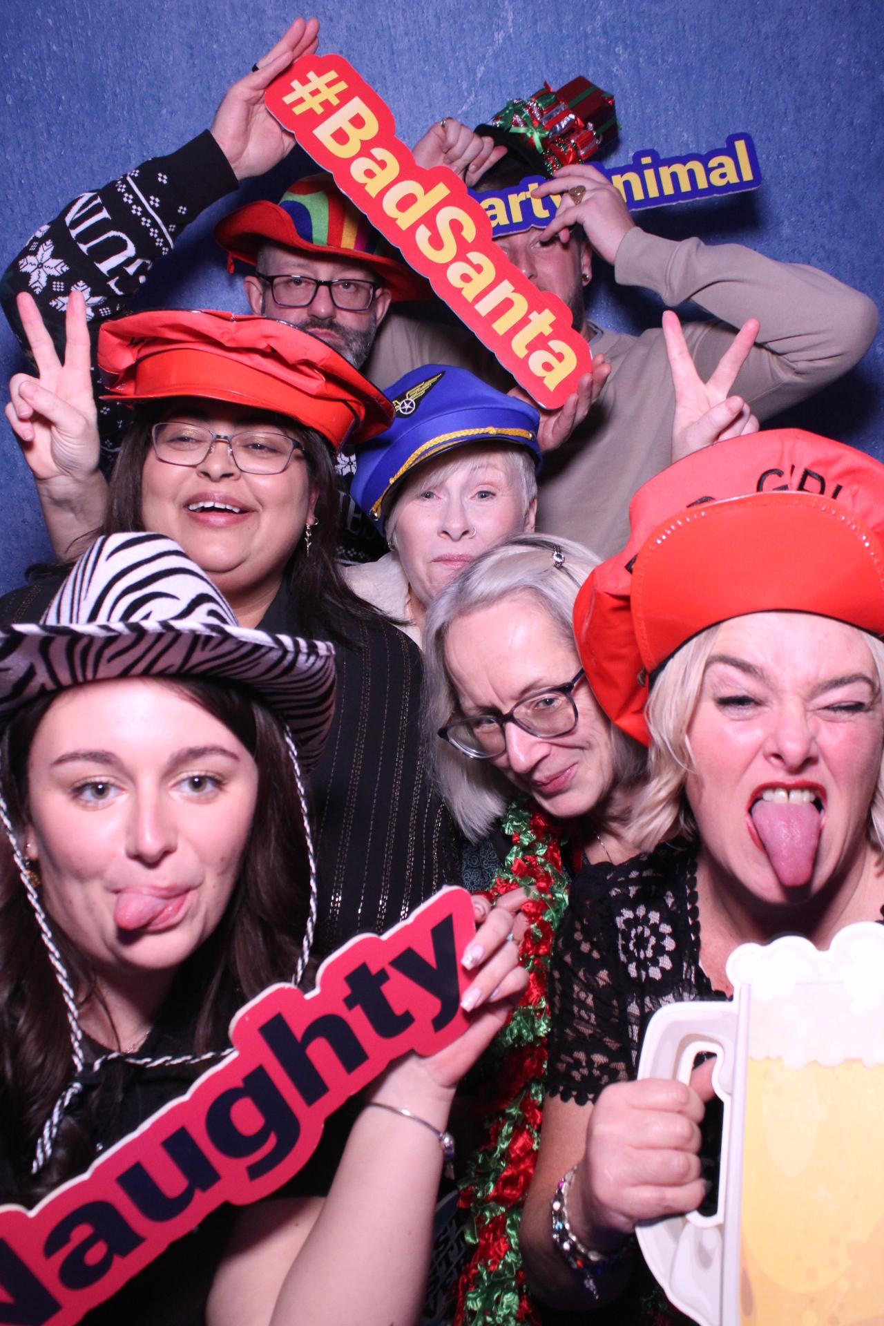 Freeths Christmas Party  | View more photos from the event at gallery.magicimages.uk/u/MagicImages/Freeths-Christmas-Party-0