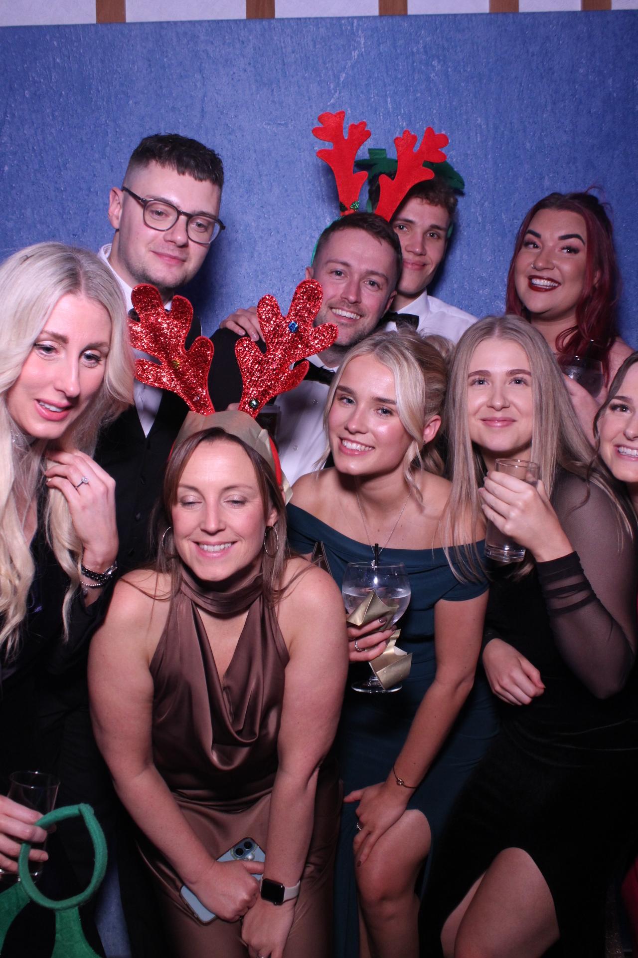 Freeths Christmas Party  | View more photos from the event at gallery.magicimages.uk/u/MagicImages/Freeths-Christmas-Party-0