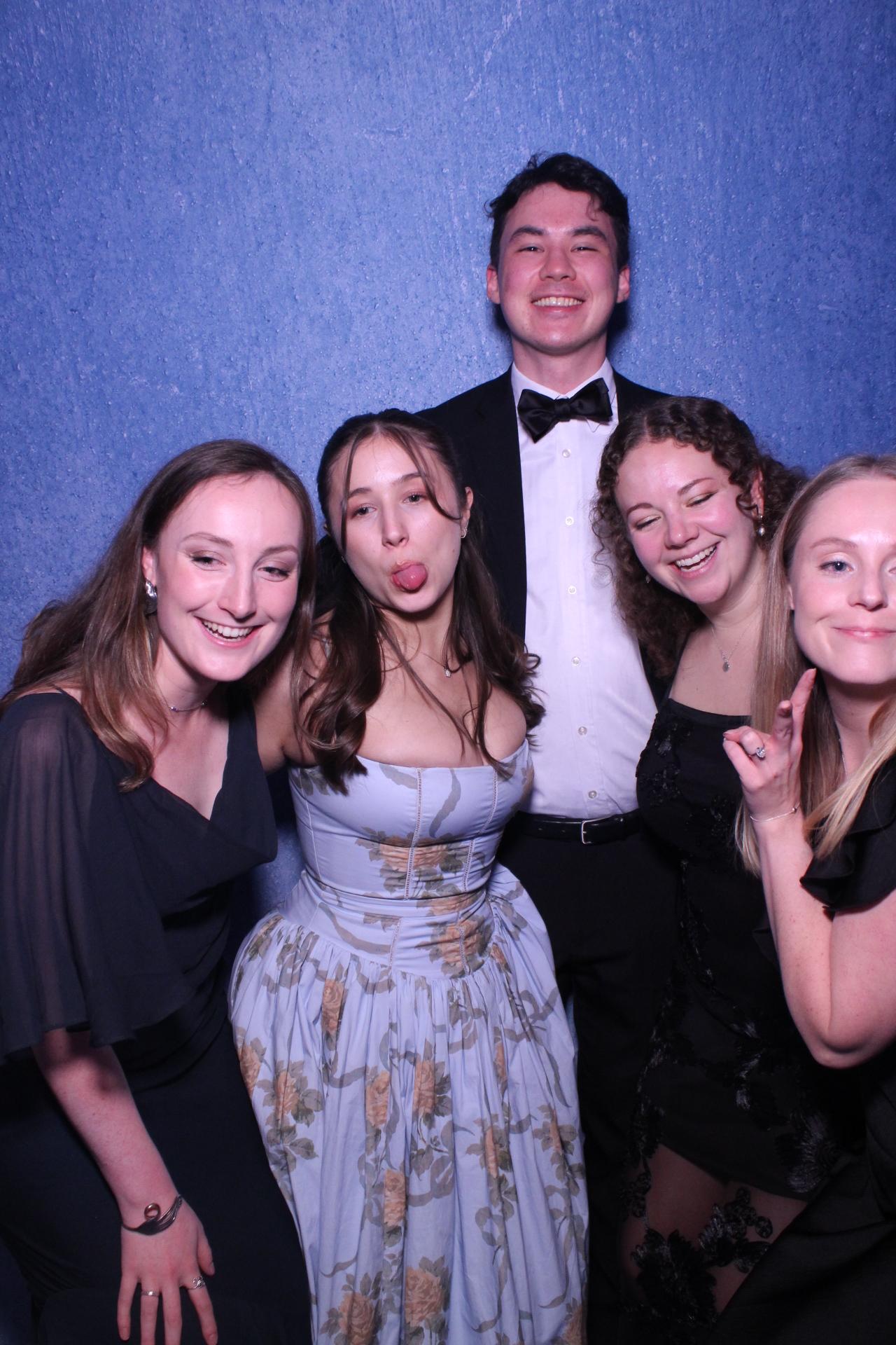 Freeths Christmas Party  | View more photos from the event at gallery.magicimages.uk/u/MagicImages/Freeths-Christmas-Party-0