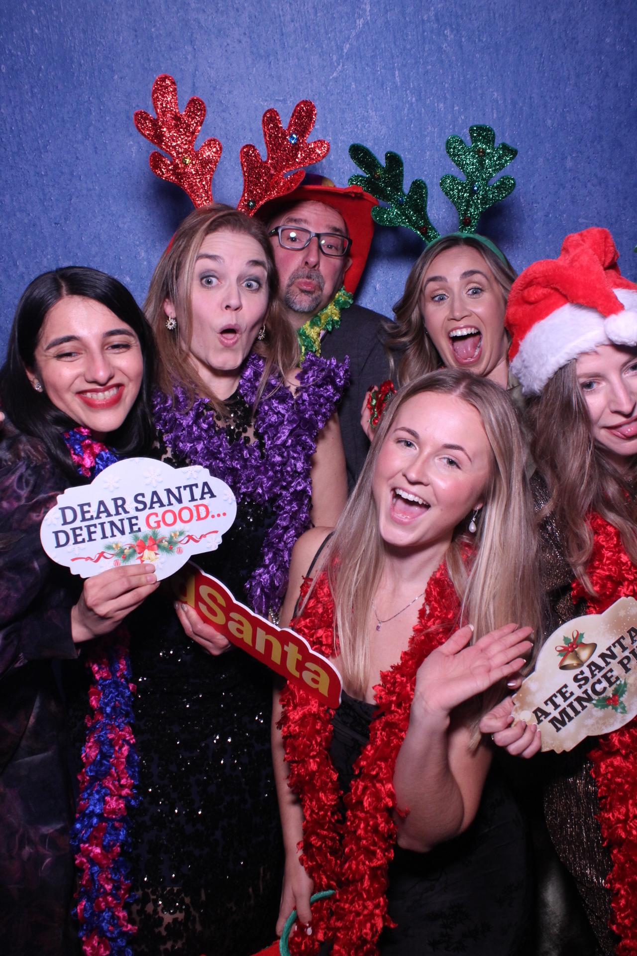 Freeths Christmas Party  | View more photos from the event at gallery.magicimages.uk/u/MagicImages/Freeths-Christmas-Party-0