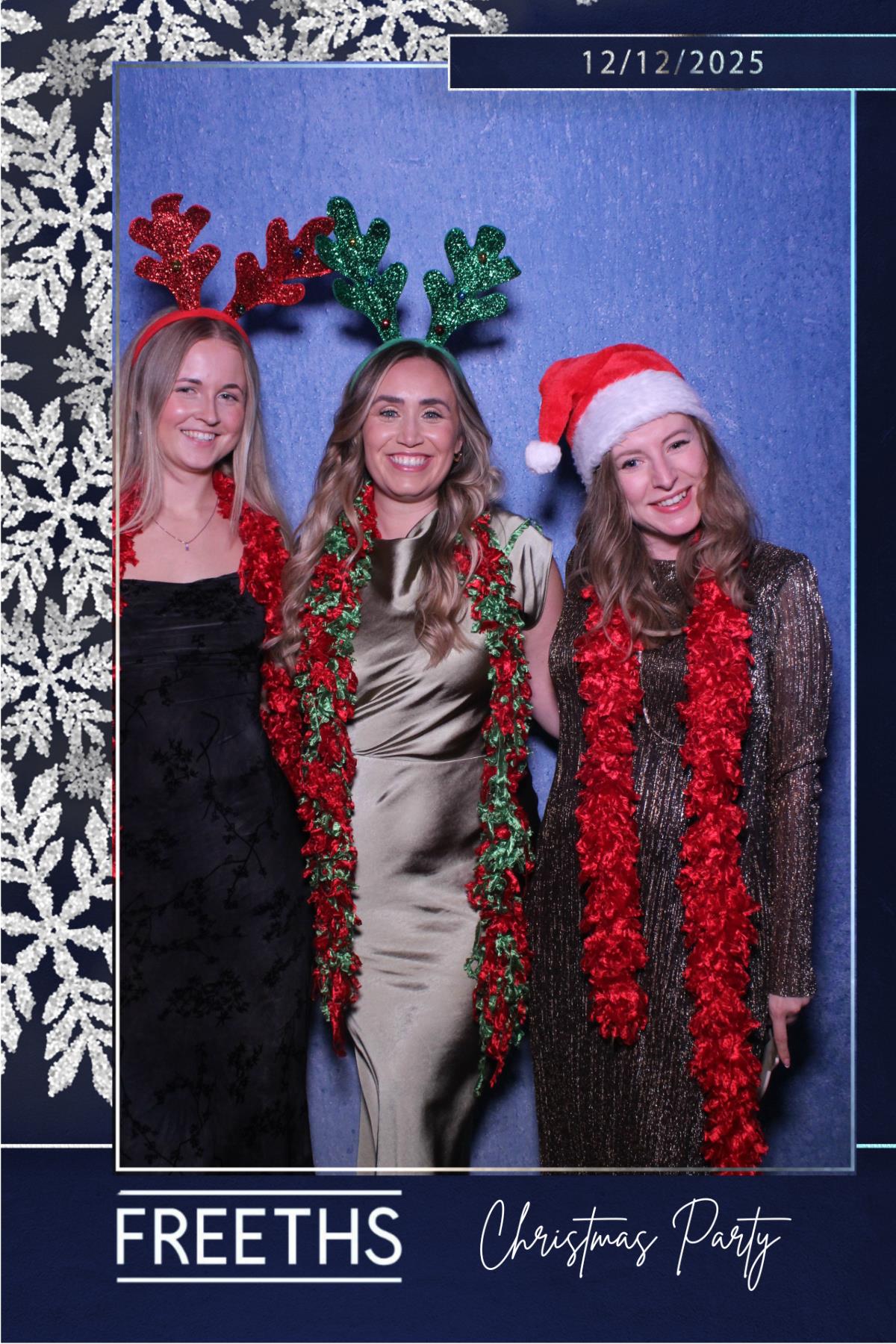 Freeths Christmas Party  | View more photos from the event at gallery.magicimages.uk/u/MagicImages/Freeths-Christmas-Party-0