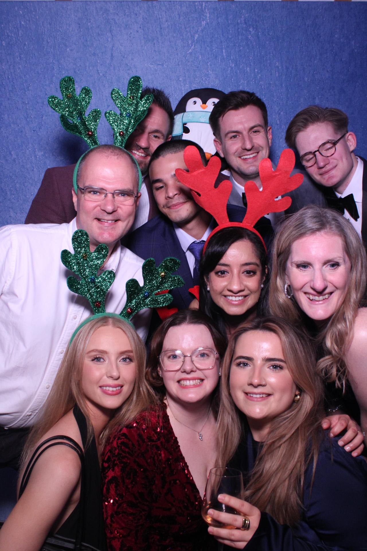 Freeths Christmas Party  | View more photos from the event at gallery.magicimages.uk/u/MagicImages/Freeths-Christmas-Party-0