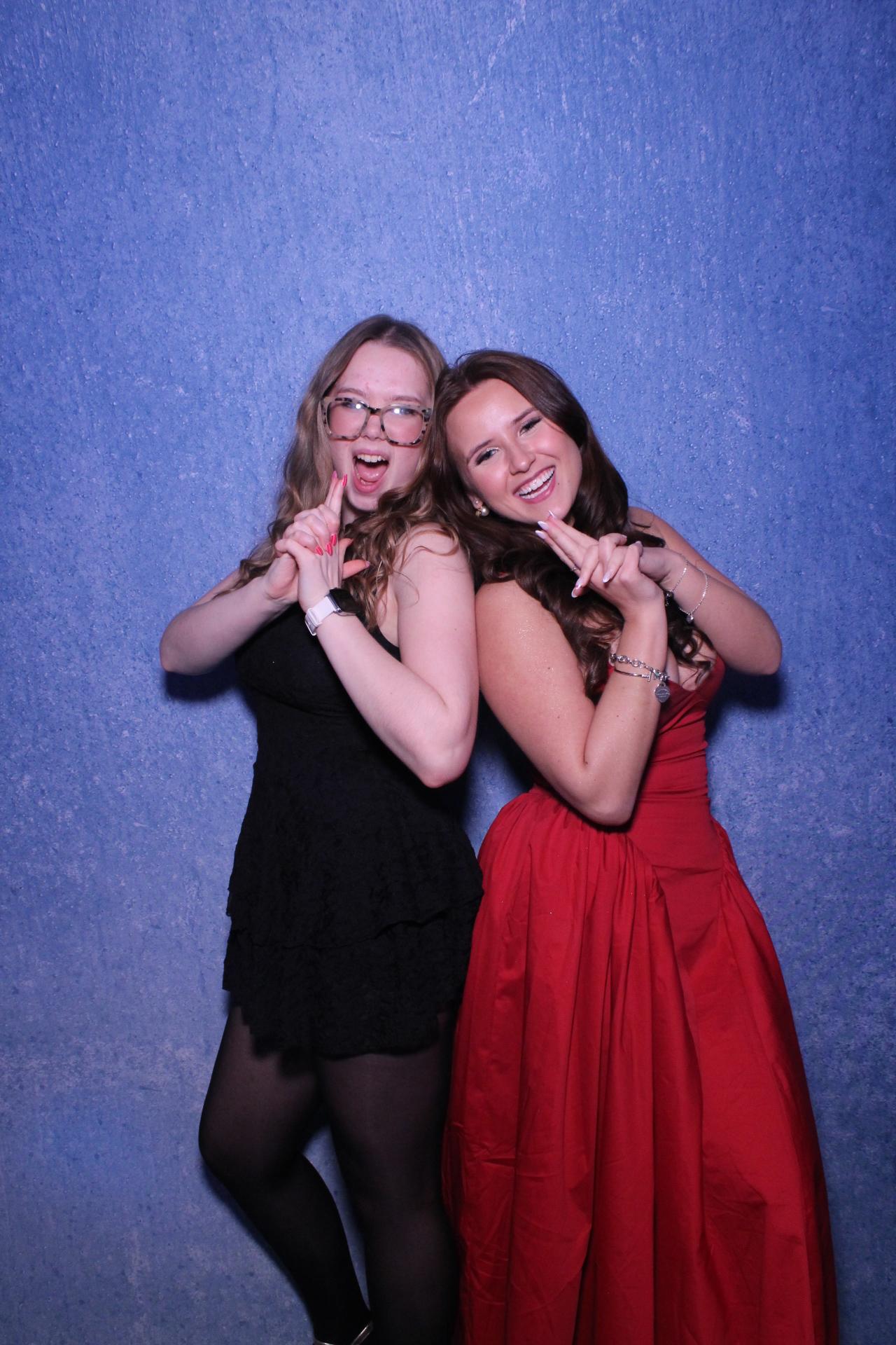 Freeths Christmas Party  | View more photos from the event at gallery.magicimages.uk/u/MagicImages/Freeths-Christmas-Party-0