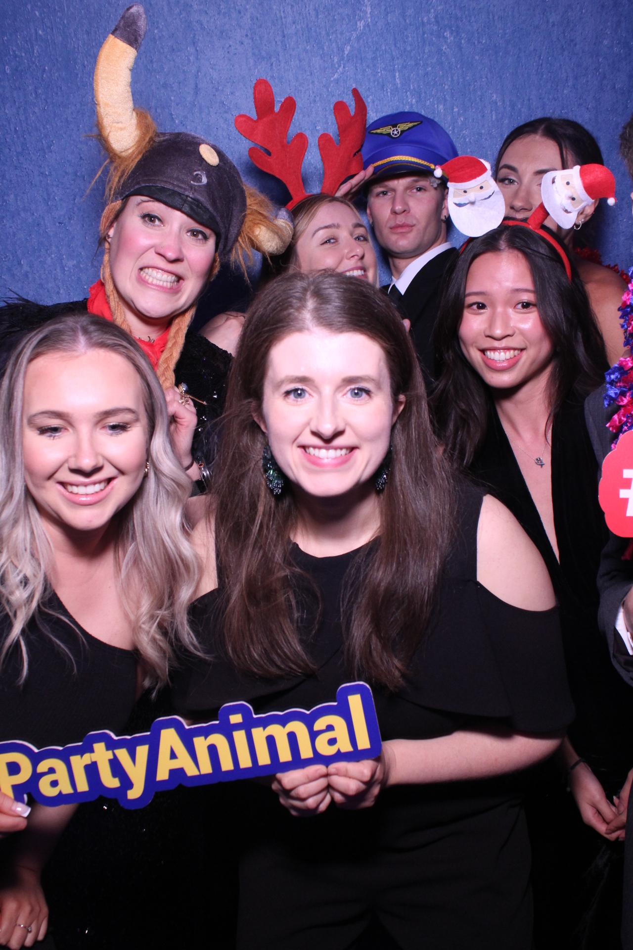 Freeths Christmas Party  | View more photos from the event at gallery.magicimages.uk/u/MagicImages/Freeths-Christmas-Party-0