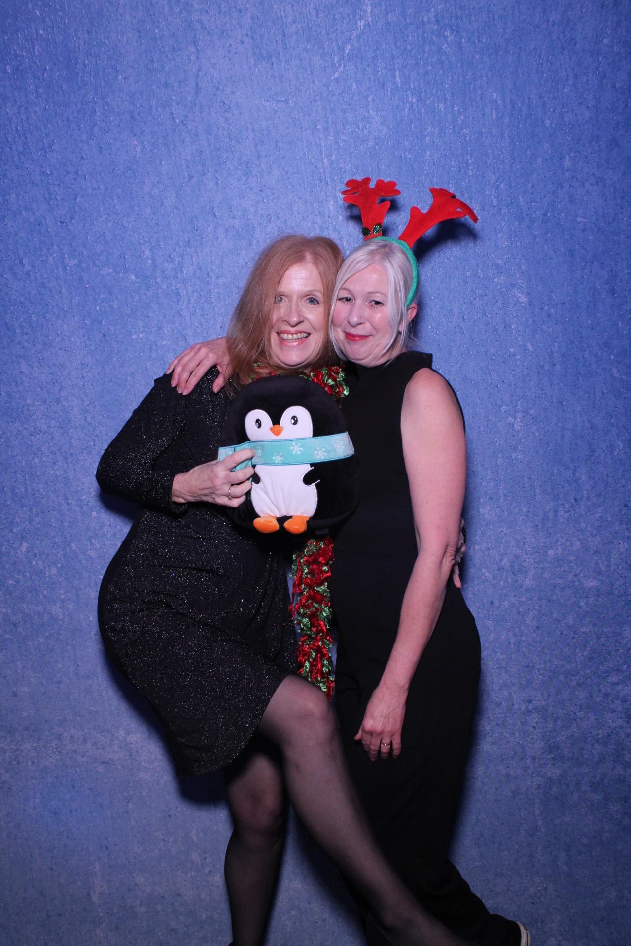 Freeths Christmas Party  | View more photos from the event at gallery.magicimages.uk/u/MagicImages/Freeths-Christmas-Party-0