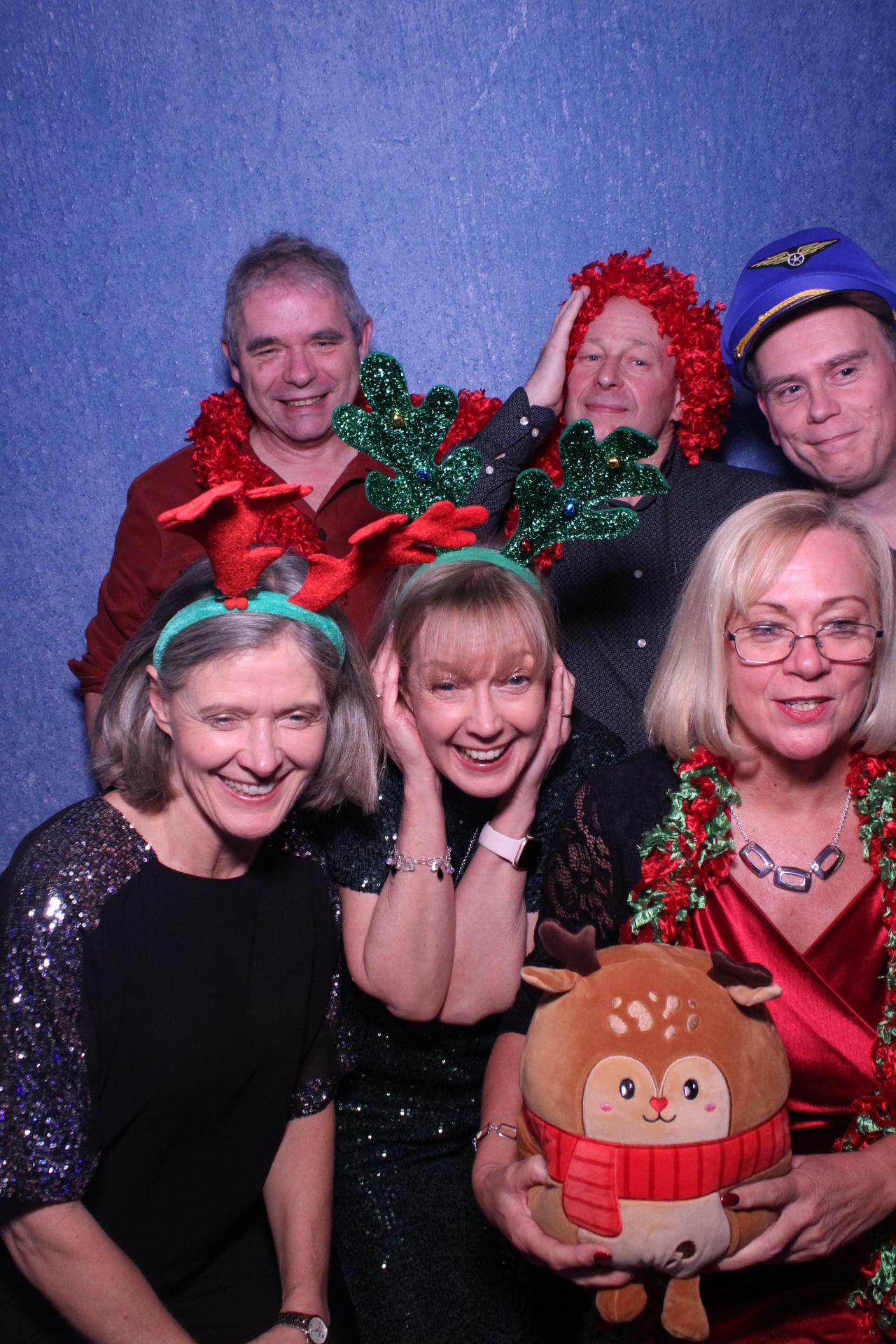 Freeths Christmas Party  | View more photos from the event at gallery.magicimages.uk/u/MagicImages/Freeths-Christmas-Party-0