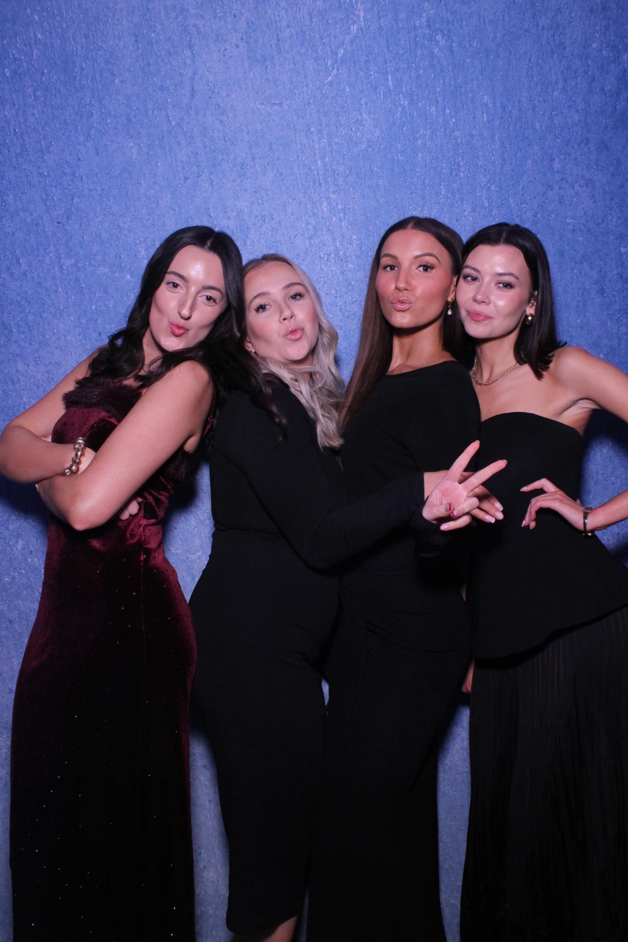 Freeths Christmas Party  | View more photos from the event at gallery.magicimages.uk/u/MagicImages/Freeths-Christmas-Party-0