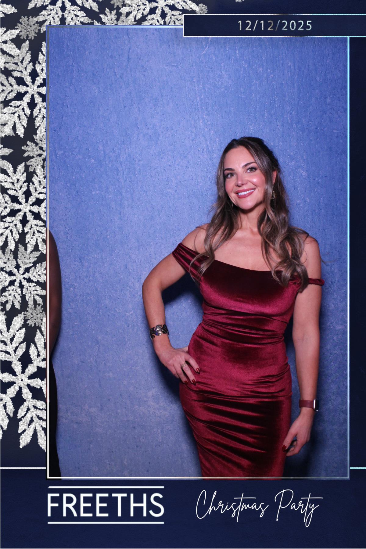 Freeths Christmas Party  | View more photos from the event at gallery.magicimages.uk/u/MagicImages/Freeths-Christmas-Party-0