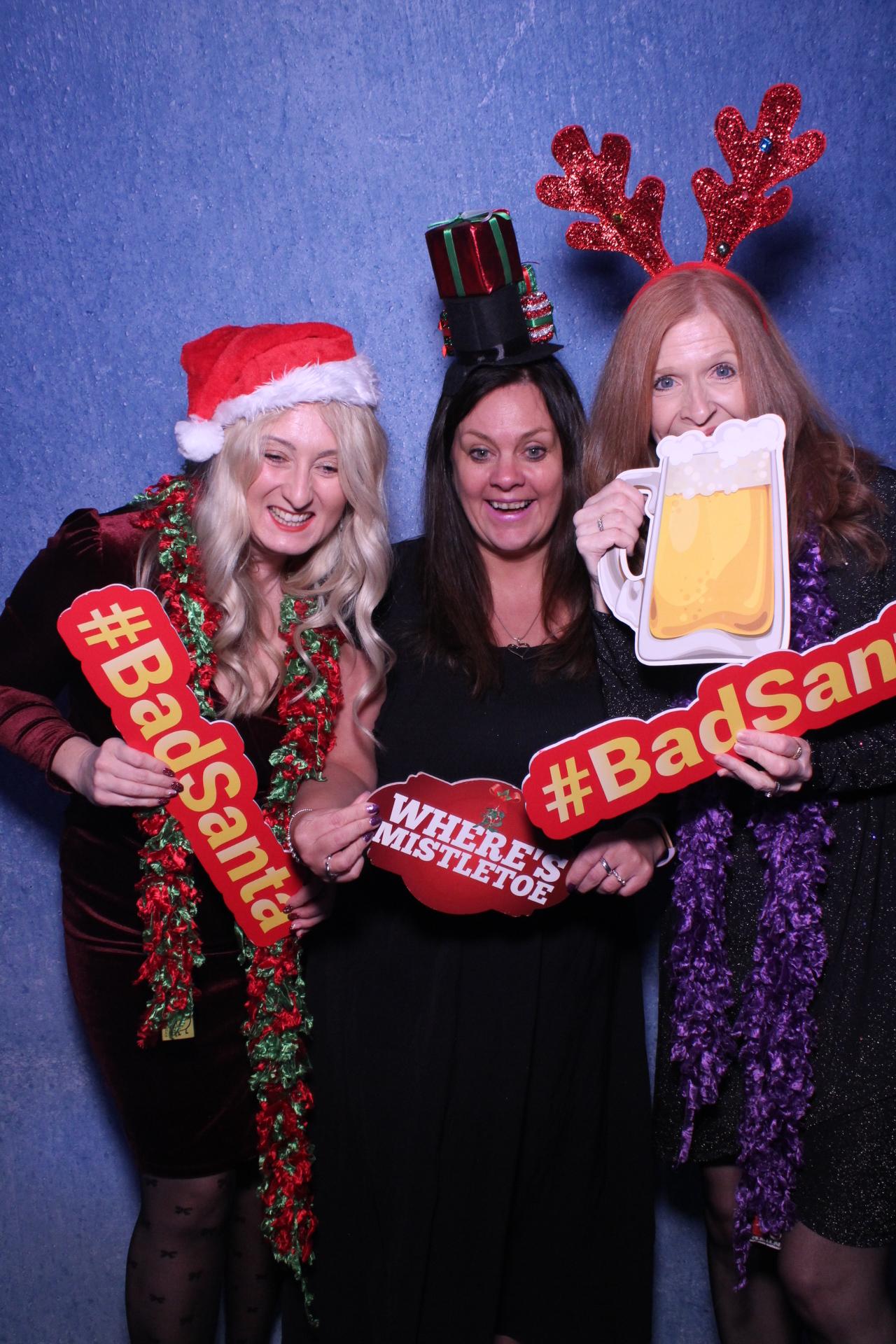 Freeths Christmas Party  | View more photos from the event at gallery.magicimages.uk/u/MagicImages/Freeths-Christmas-Party-0