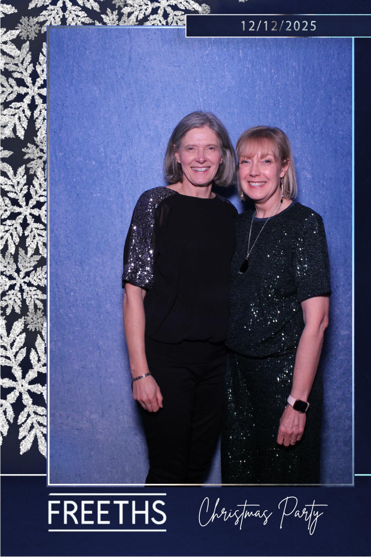 Freeths Christmas Party  | View more photos from the event at gallery.magicimages.uk/u/MagicImages/Freeths-Christmas-Party-0