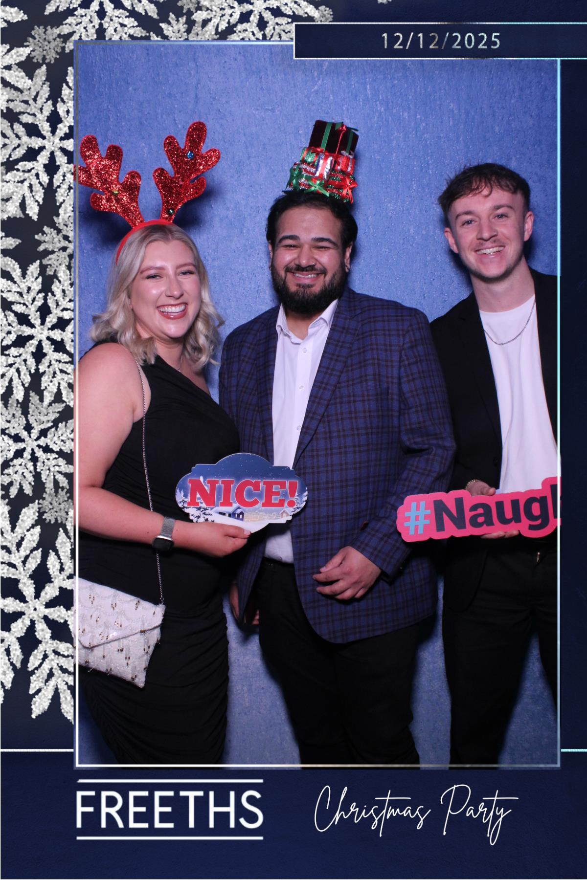 Freeths Christmas Party  | View more photos from the event at gallery.magicimages.uk/u/MagicImages/Freeths-Christmas-Party-0