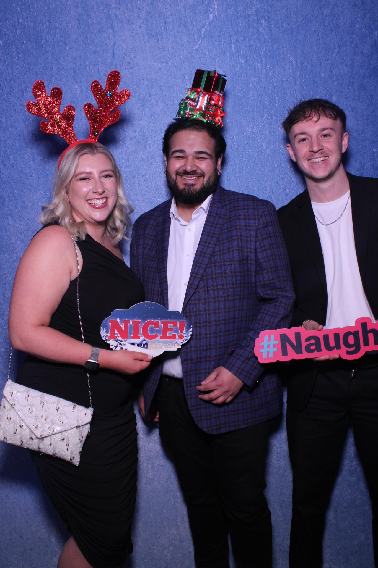 Freeths Christmas Party  | View more photos from the event at gallery.magicimages.uk/u/MagicImages/Freeths-Christmas-Party-0