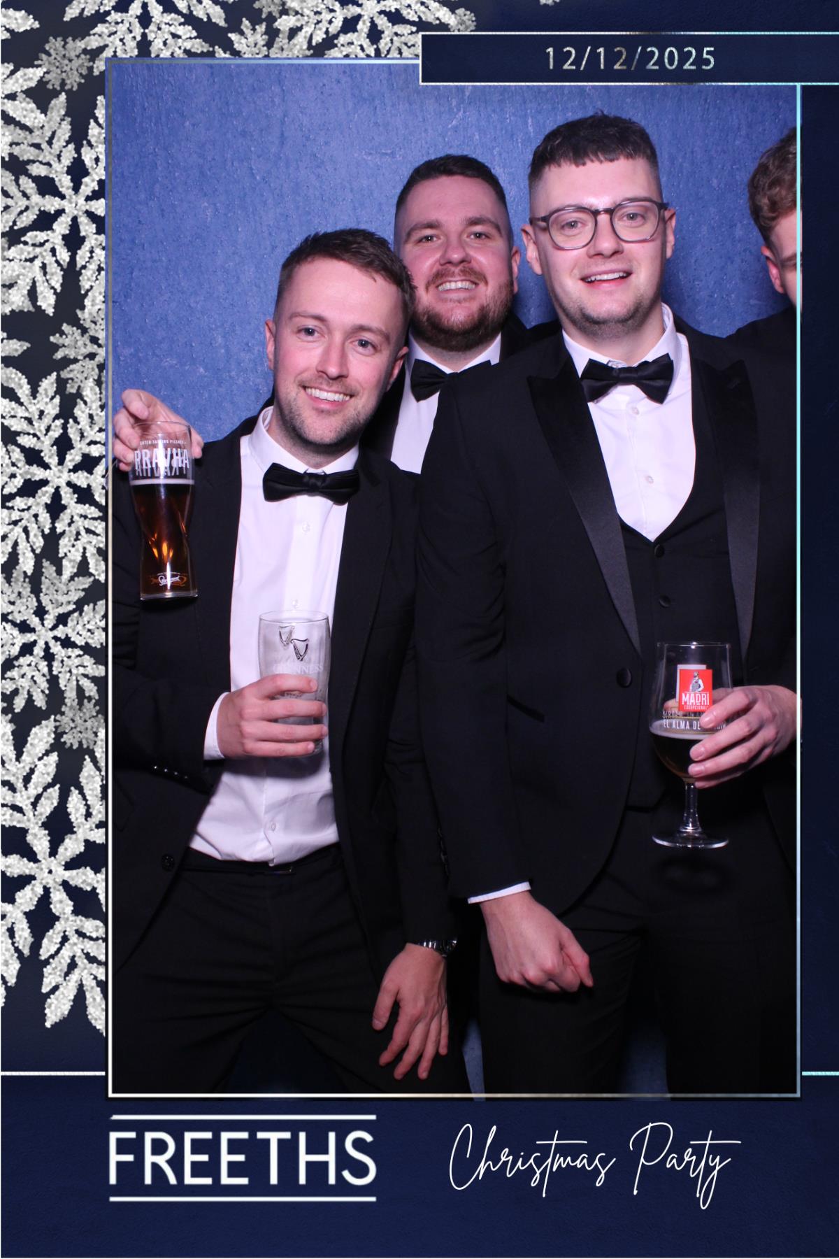 Freeths Christmas Party  | View more photos from the event at gallery.magicimages.uk/u/MagicImages/Freeths-Christmas-Party-0