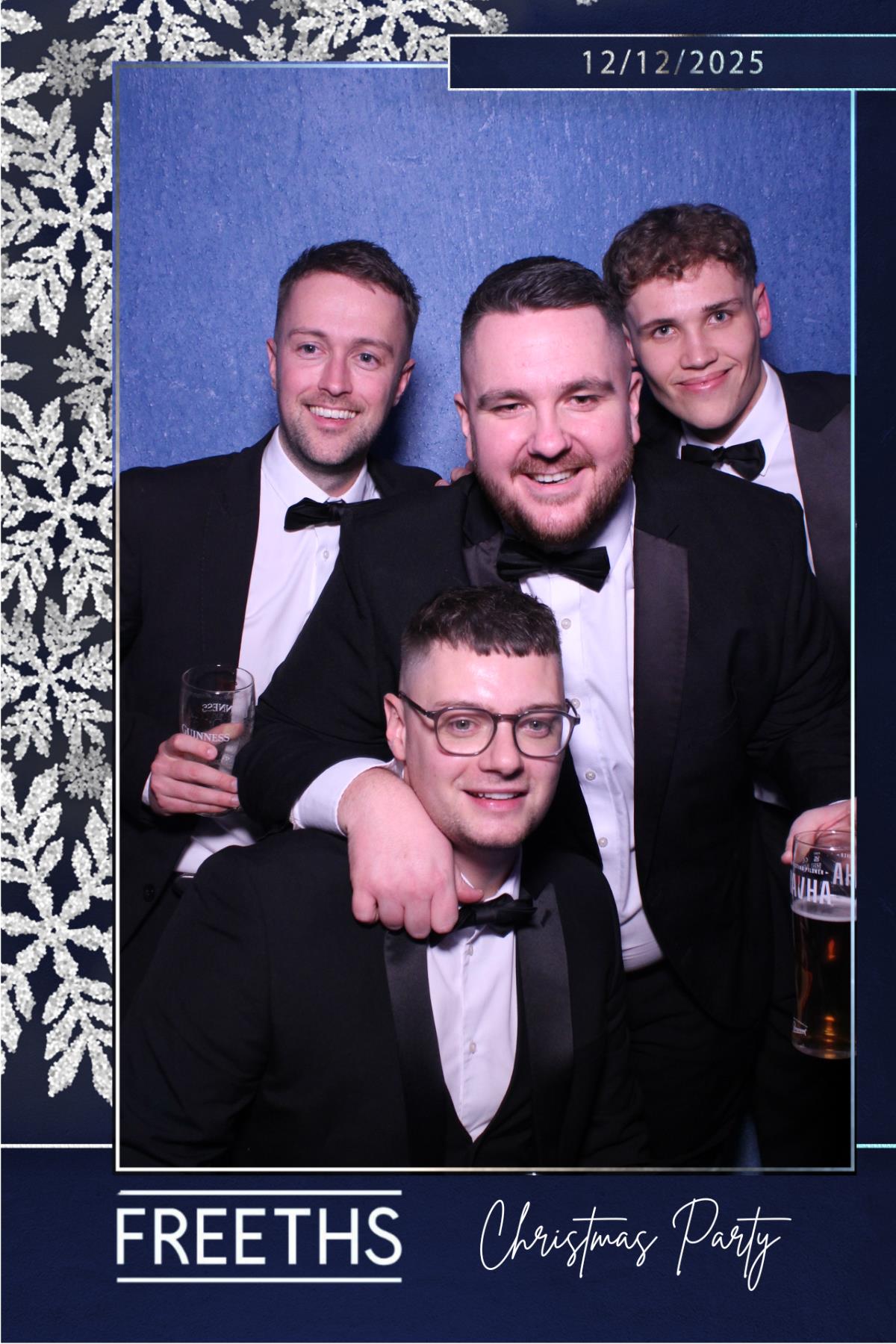 Freeths Christmas Party  | View more photos from the event at gallery.magicimages.uk/u/MagicImages/Freeths-Christmas-Party-0