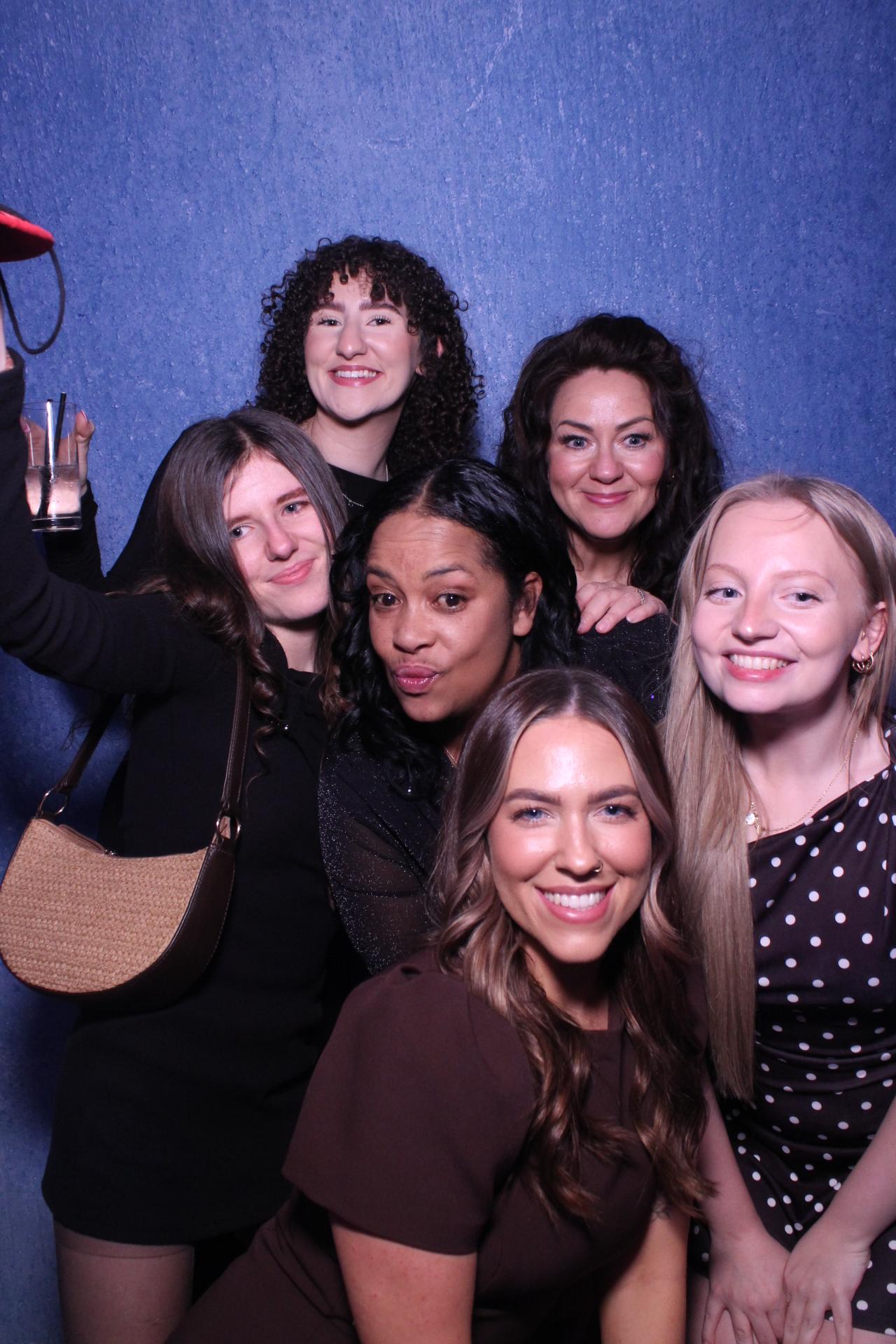 Freeths Christmas Party  | View more photos from the event at gallery.magicimages.uk/u/MagicImages/Freeths-Christmas-Party-0