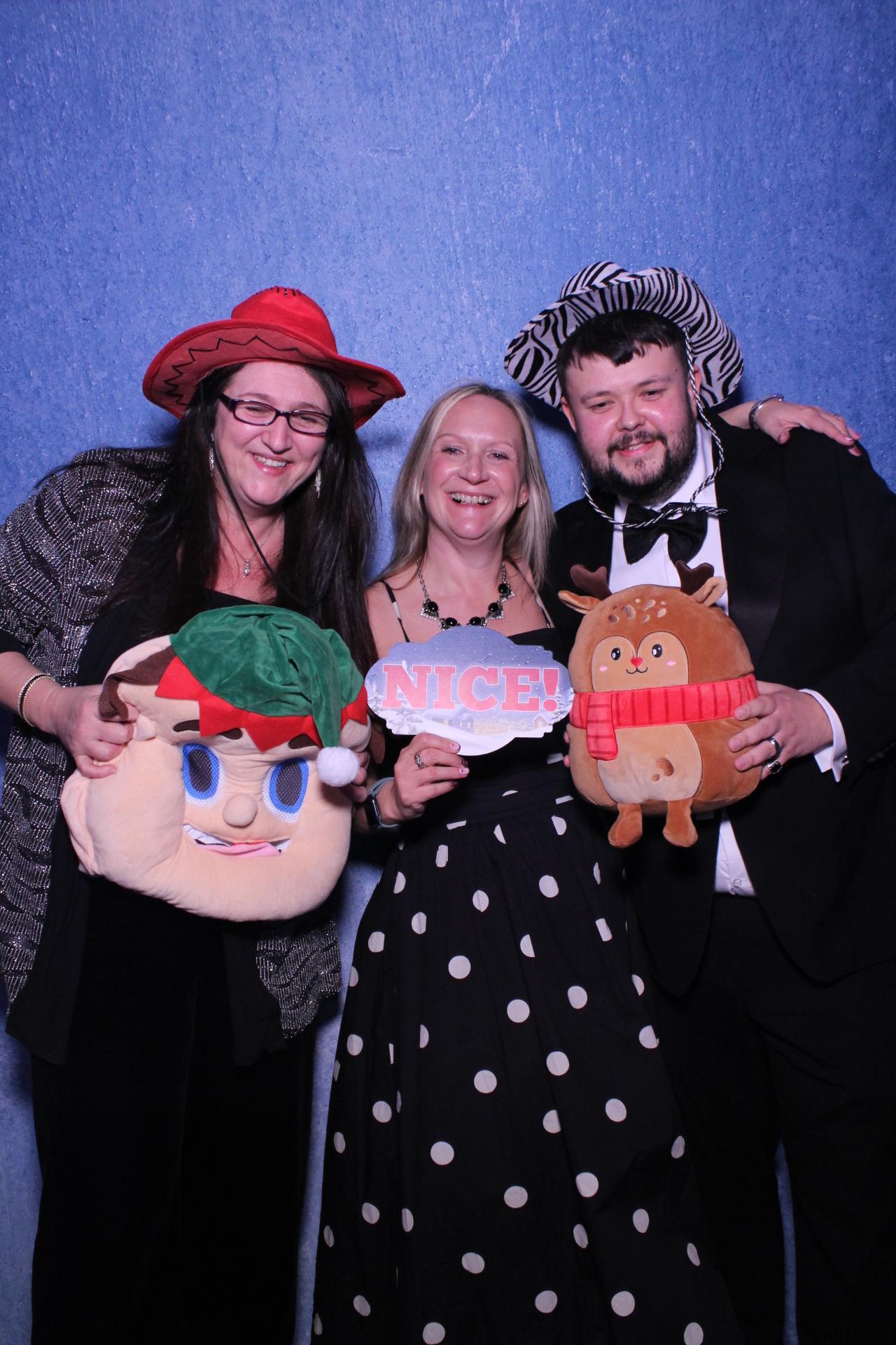 Freeths Christmas Party  | View more photos from the event at gallery.magicimages.uk/u/MagicImages/Freeths-Christmas-Party-0