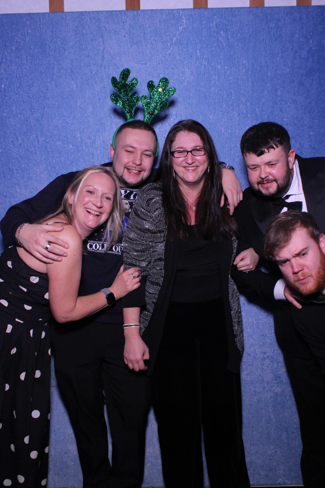 Freeths Christmas Party  | View more photos from the event at gallery.magicimages.uk/u/MagicImages/Freeths-Christmas-Party-0