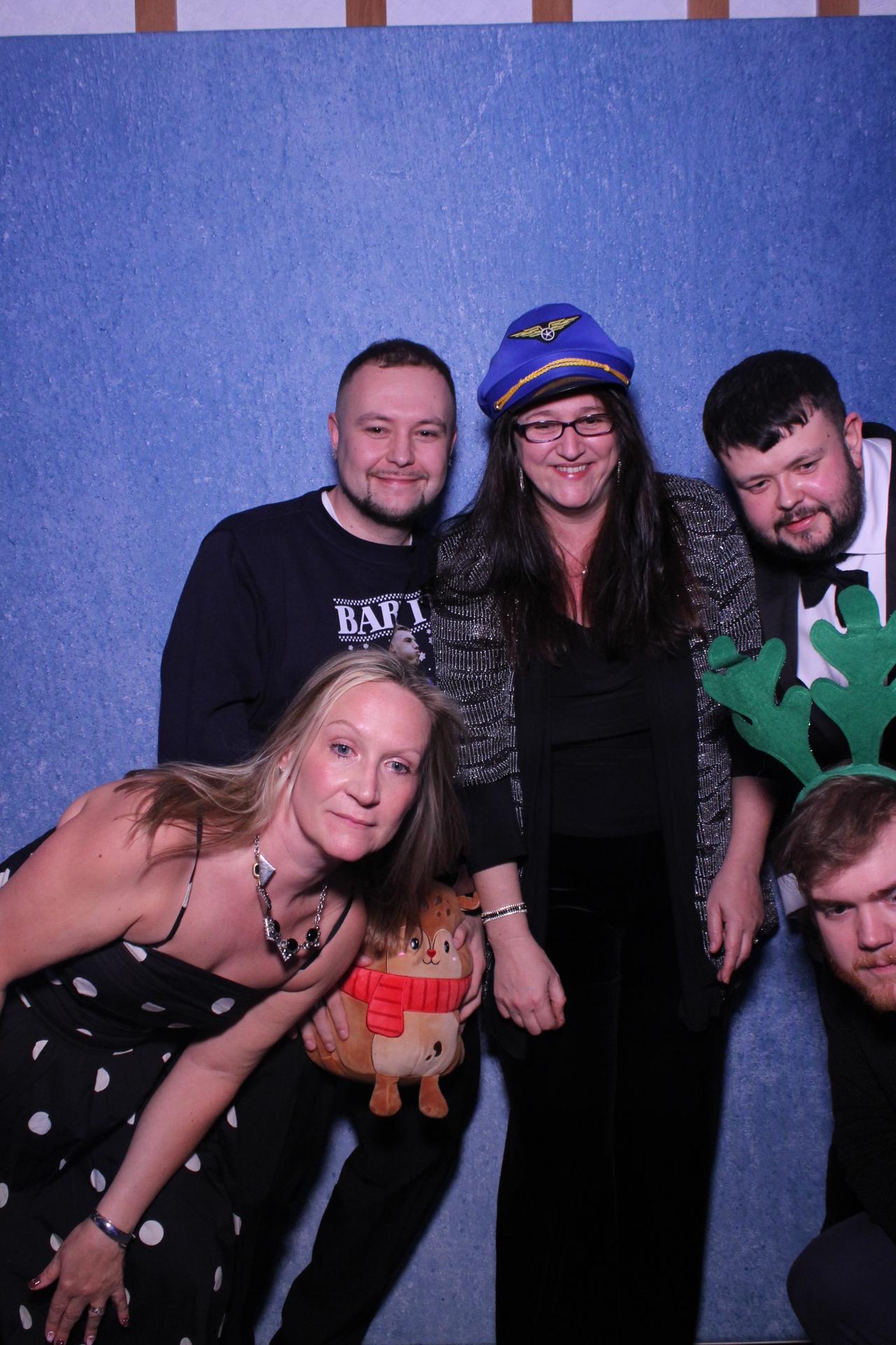 Freeths Christmas Party  | View more photos from the event at gallery.magicimages.uk/u/MagicImages/Freeths-Christmas-Party-0