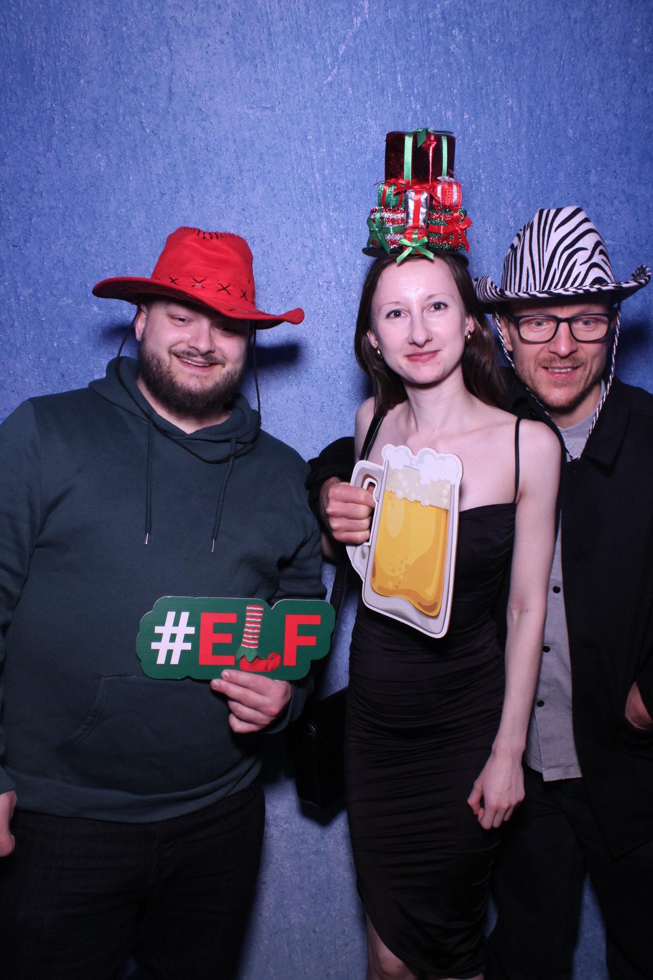 Freeths Christmas Party  | View more photos from the event at gallery.magicimages.uk/u/MagicImages/Freeths-Christmas-Party-0